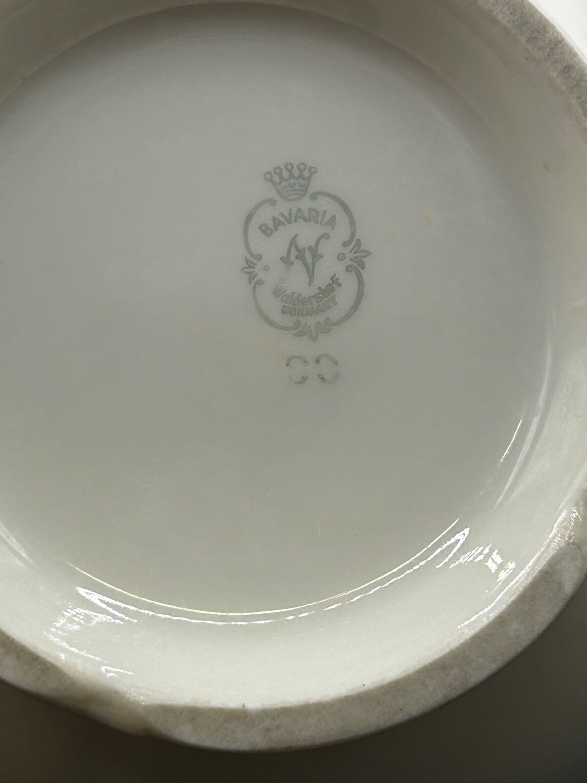 RARE Waldershof Bavaria Germany Tea/Coffee Pot with Lid Cream with Gold Rim