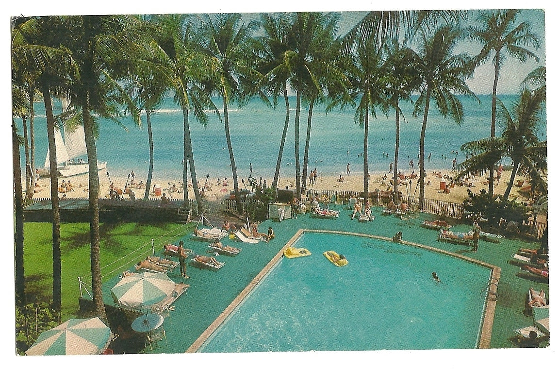 Waikiki Beach Outrigger Hotel  Honolulu Hawaii HI Pool Ocean Boat Postcard
