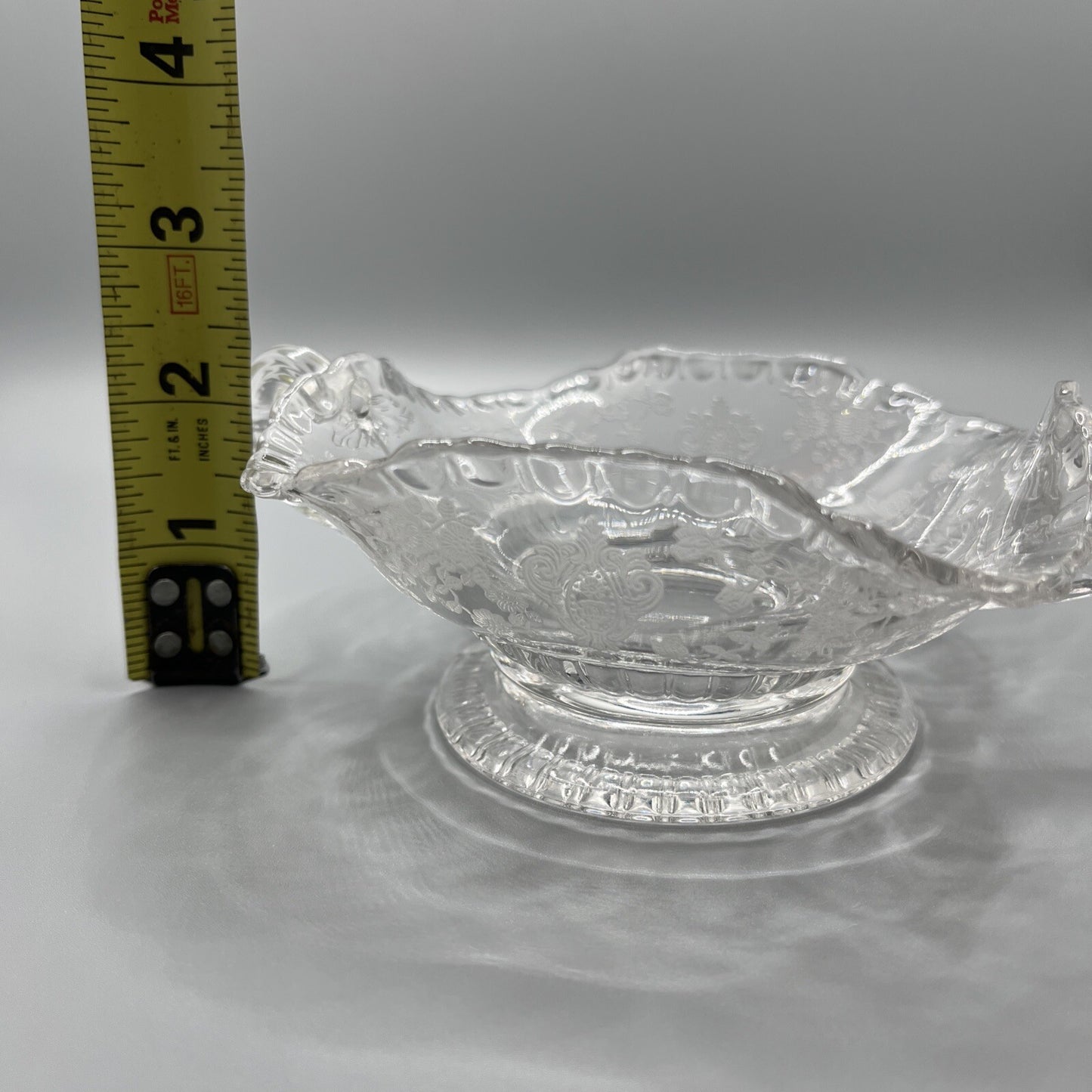VINTAGE CAMBRIDGE GLASS ROSE POINT ETCH CANDY DISH ELEGANT