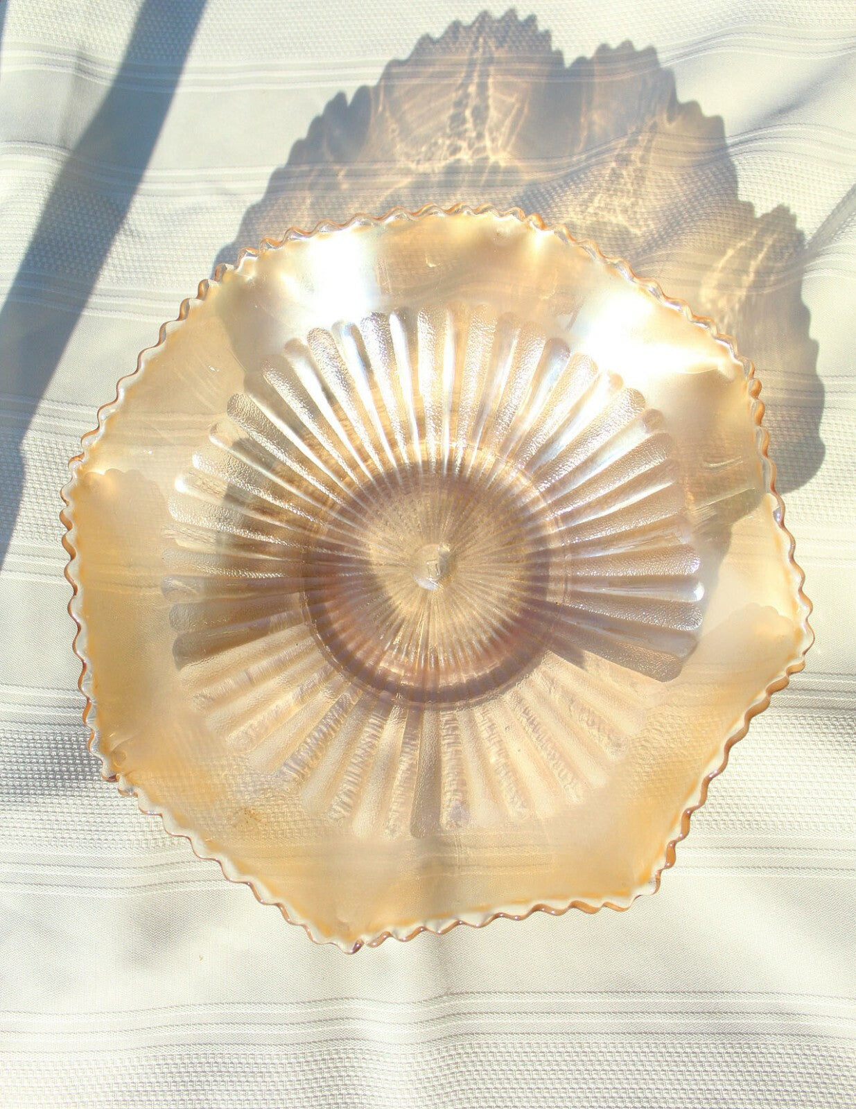 10" Antique Fenton Smooth Rays Light Marigold Carnival Glass Ruffled Bowl