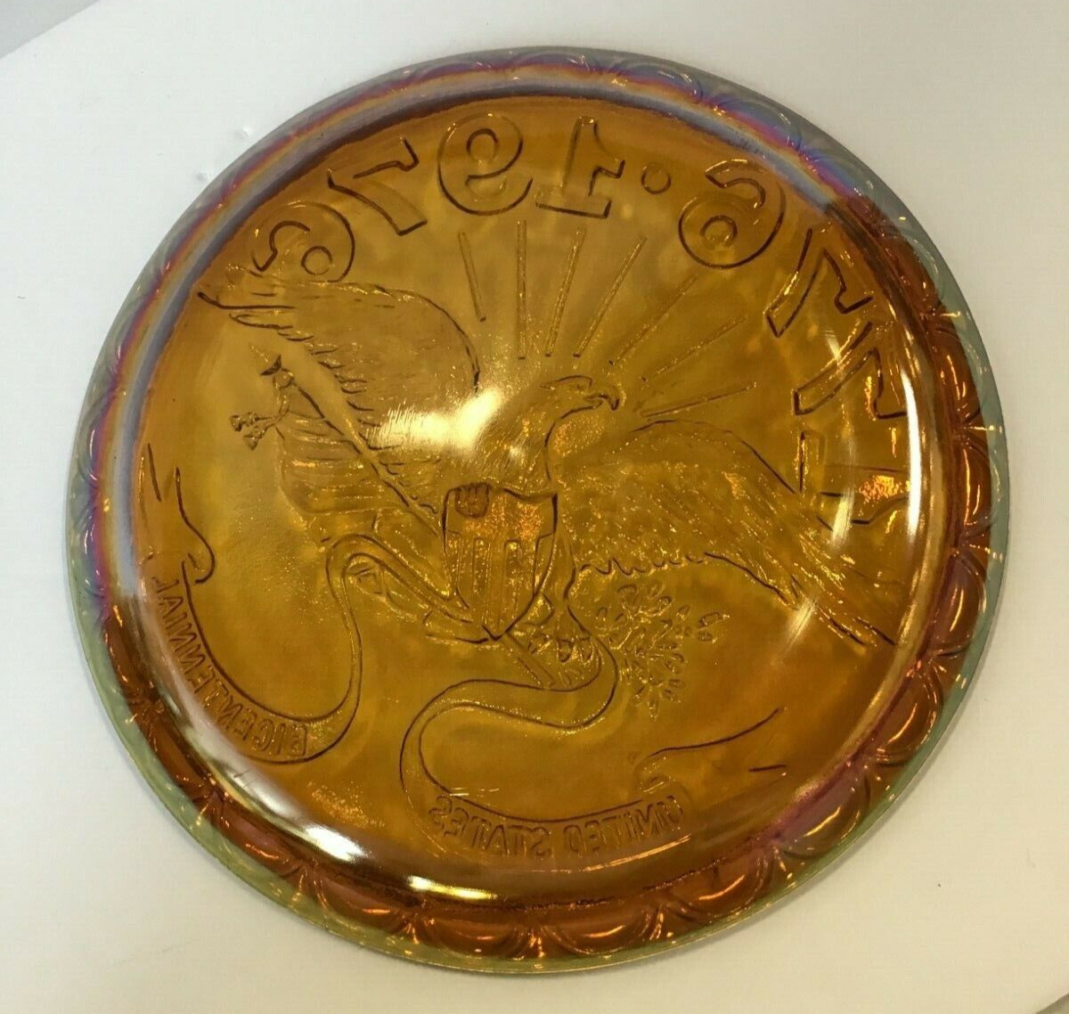 8" 1776-1976 United States Bicentennial Marigold Iridescent Carnival Glass Plate