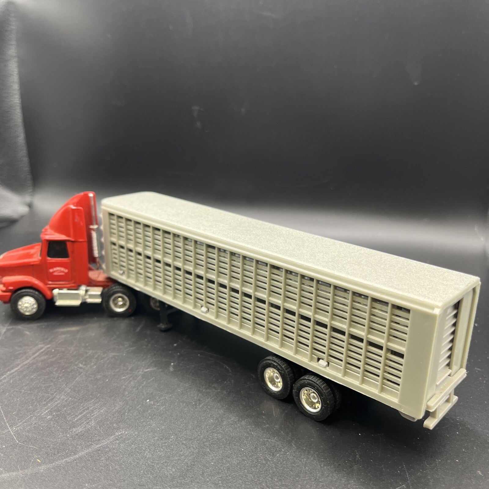 WHITEGMC Tractor and semi-trailer for livestock transport early 1990's