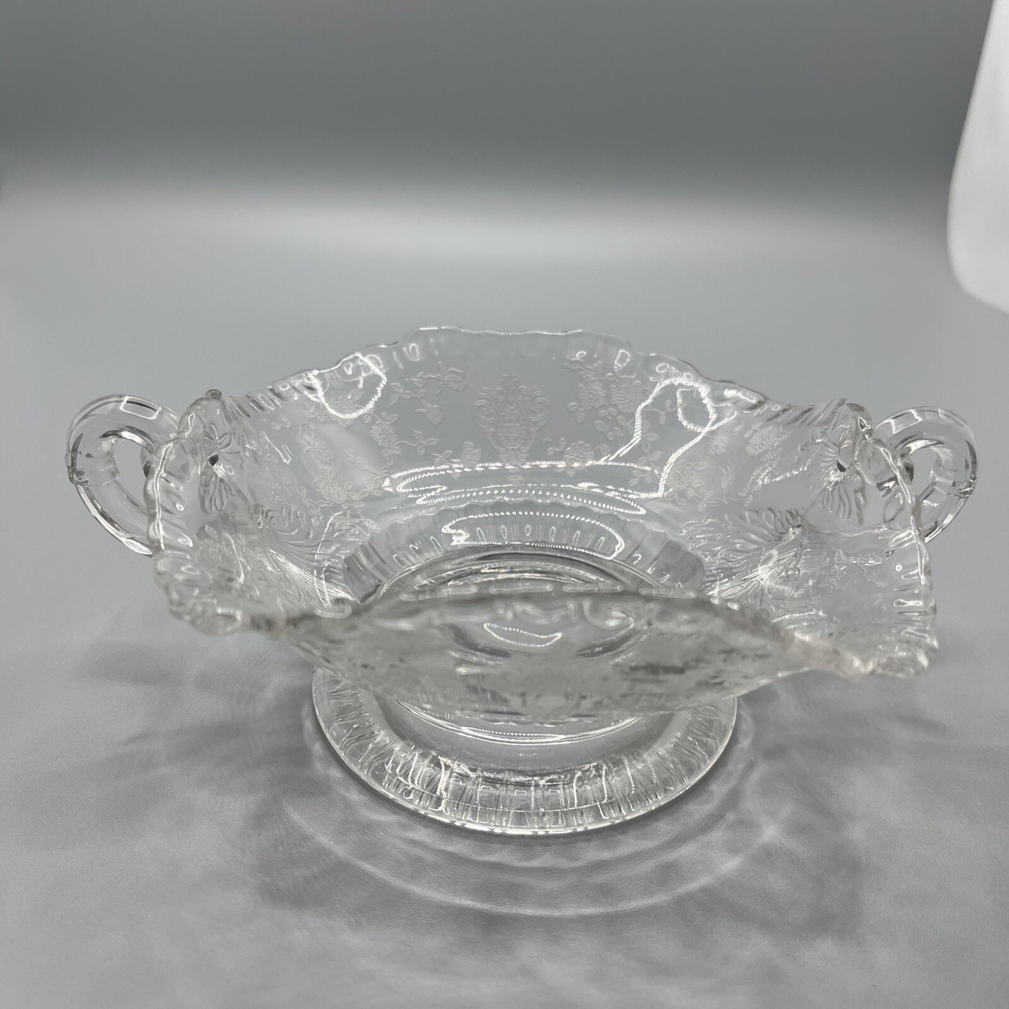 VINTAGE CAMBRIDGE GLASS ROSE POINT ETCH CANDY DISH ELEGANT