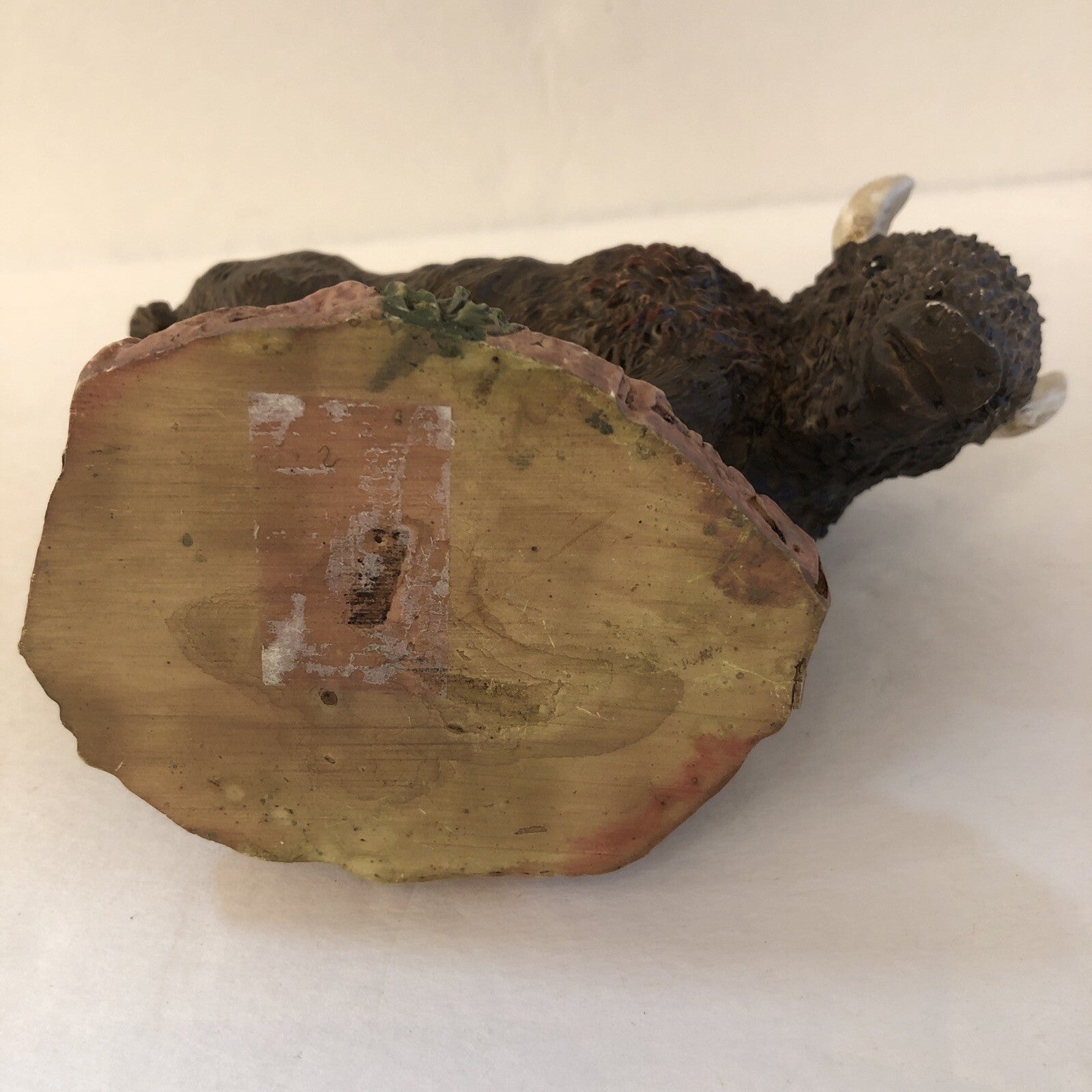 American Bison Buffalo Figurine Statue Western Americana Resin 5-1/2" x 4"