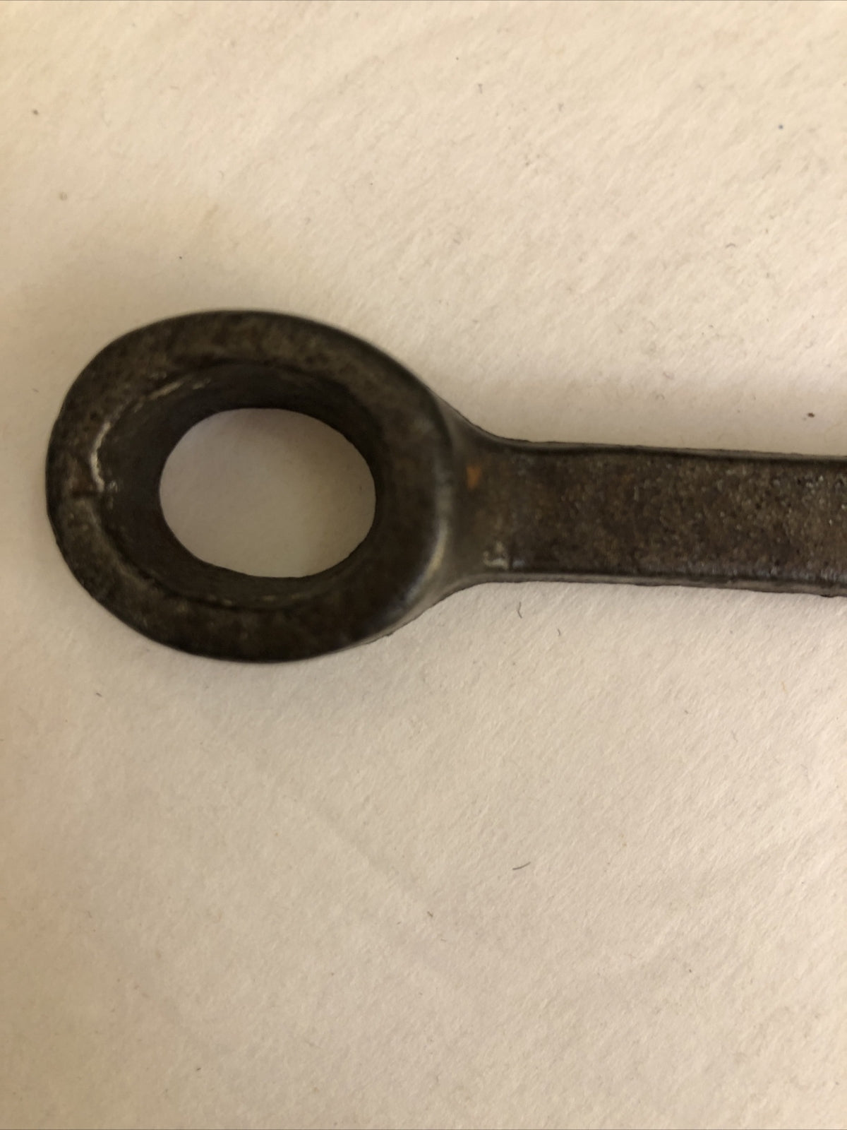 Vintage metal Tool No 21 round Wrench ?