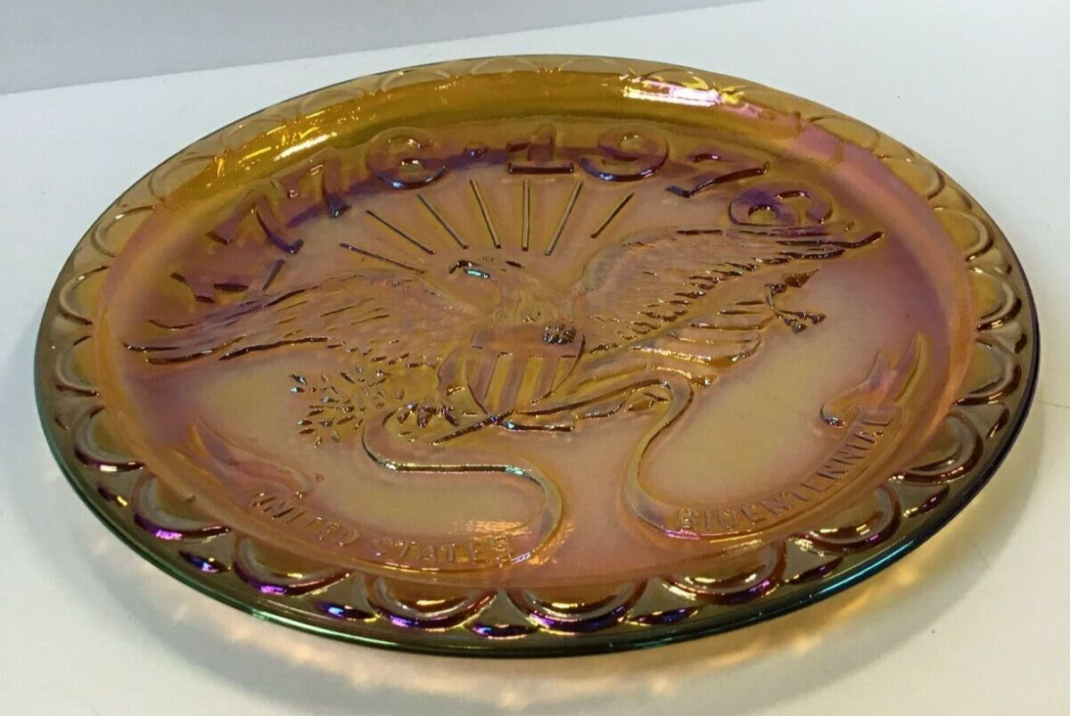 8" 1776-1976 United States Bicentennial Marigold Iridescent Carnival Glass Plate