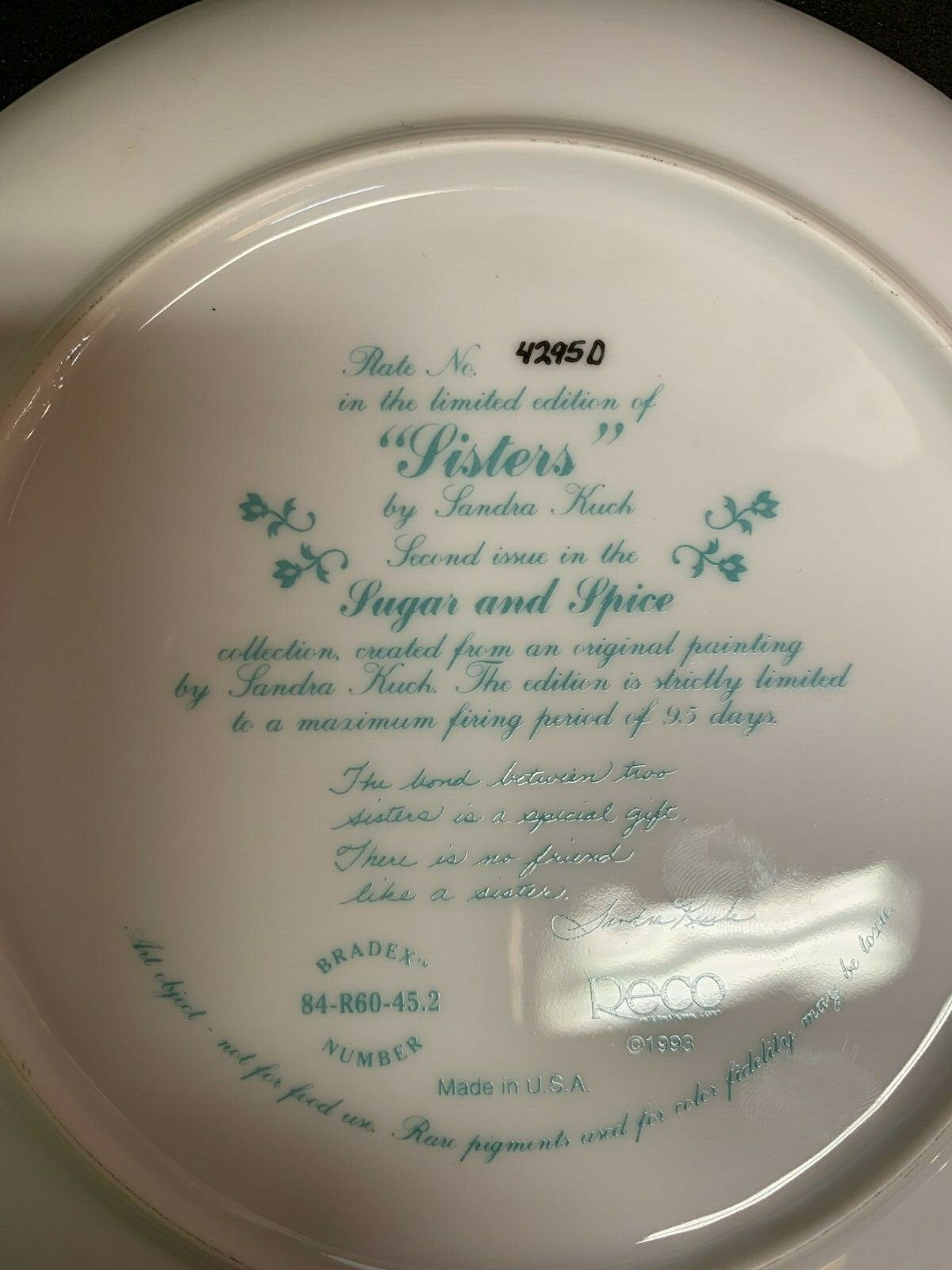 8" Beautiful Little Girls Brushing Hair Kitten Sandra Kuck Sisters Plate 4295D