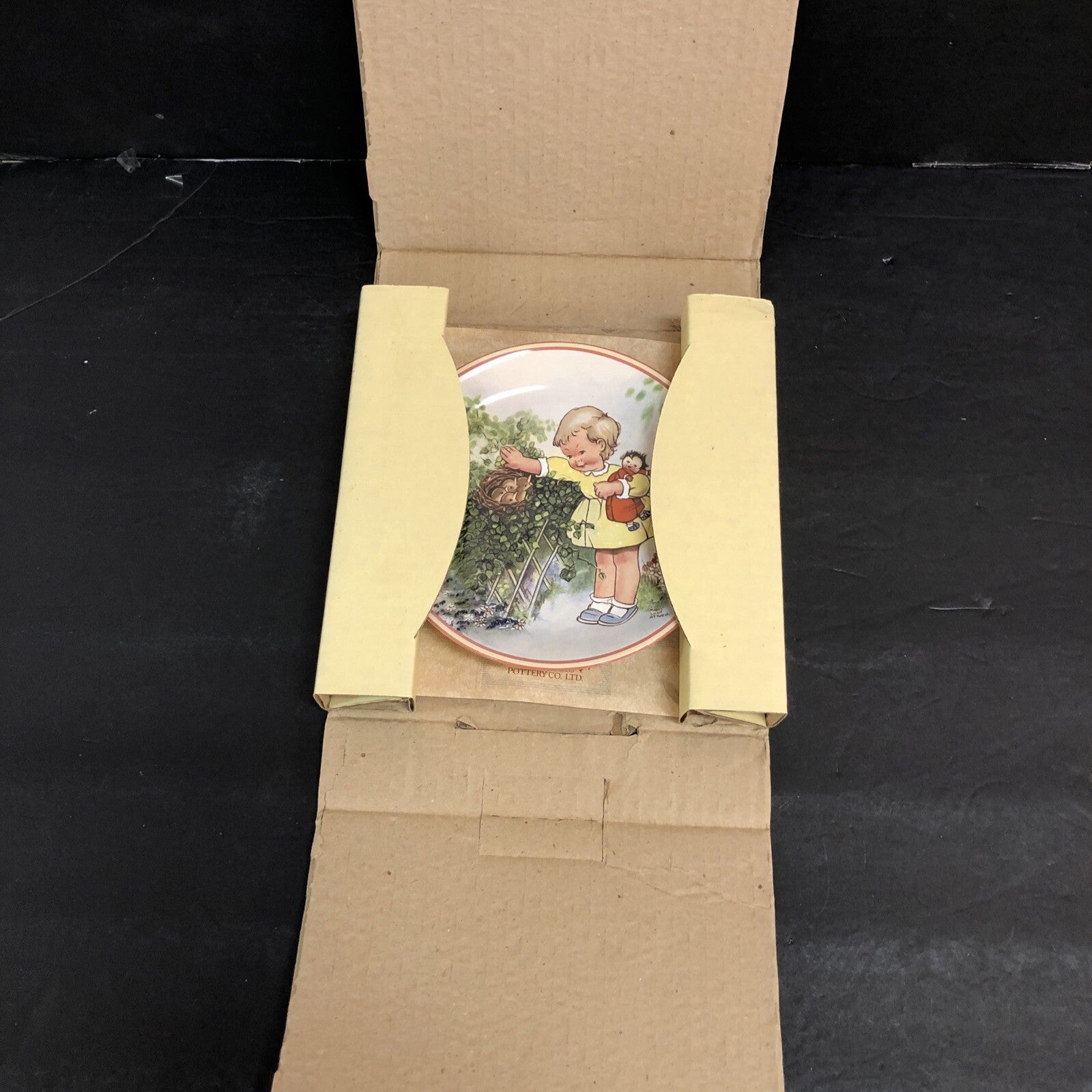 1988 Mabel Lucie Attwell How Good God Collector Plate 7-1/8" Davenport Pottery