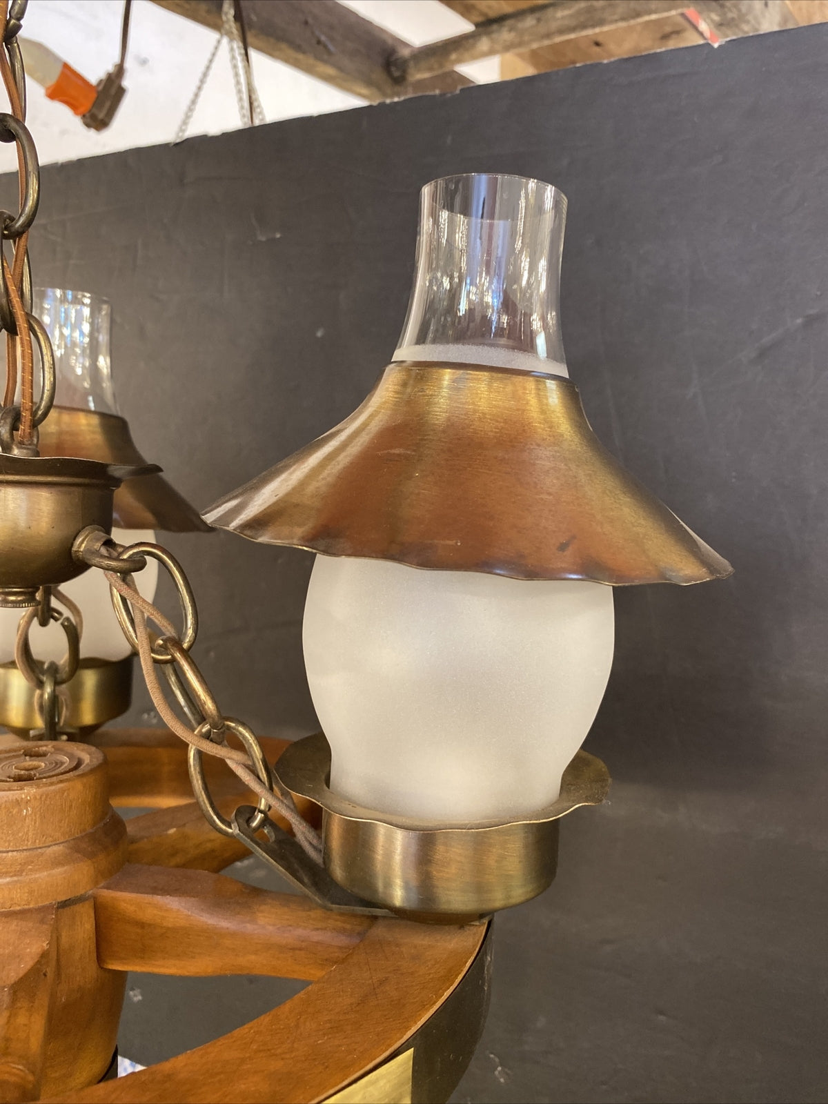 Antique 3 Light Wagon Wheel Hanging Chandelier Lamp Light Fixture Vintage