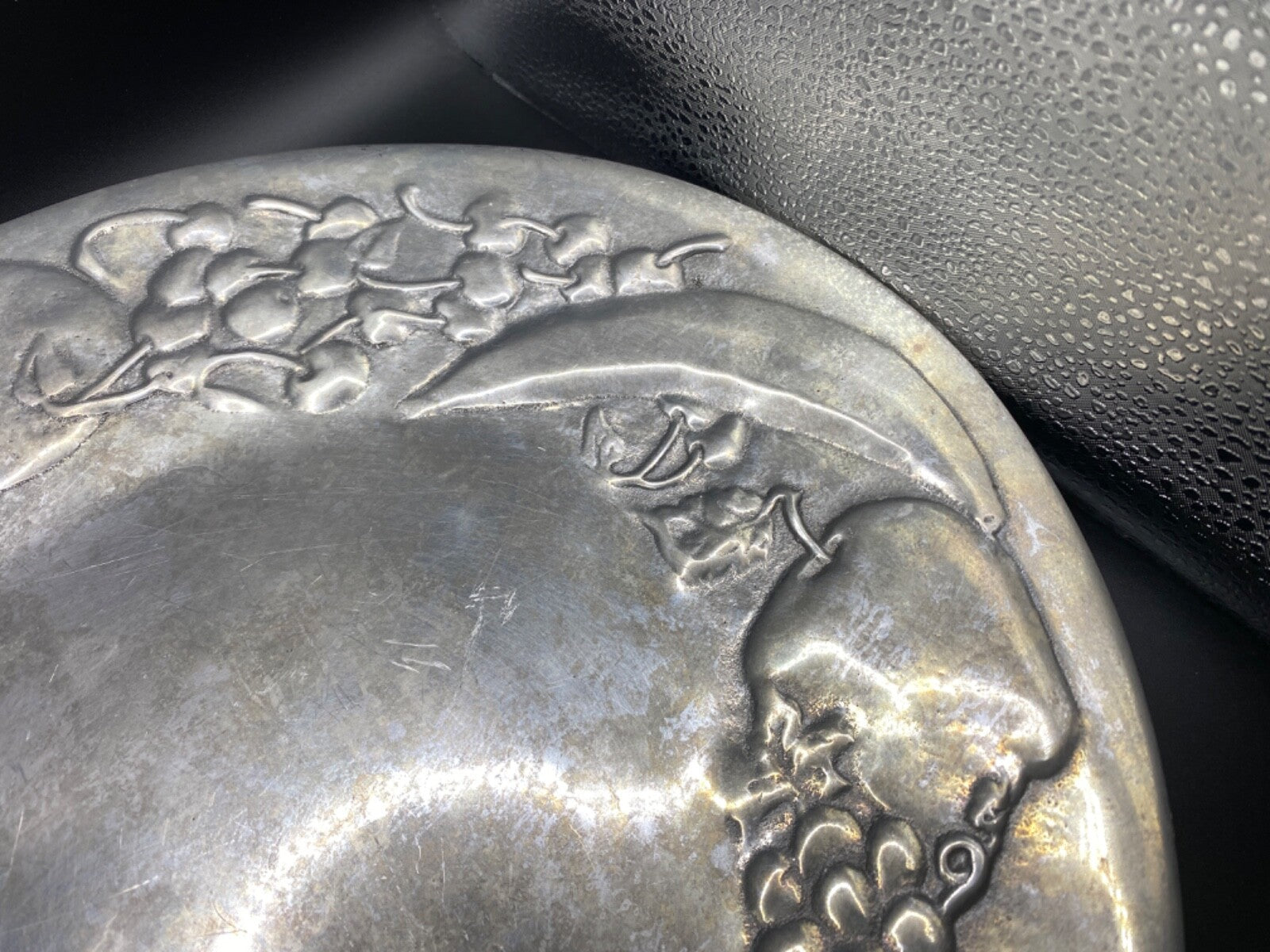 Oval RWP The Wilton Co. Armetale  Pewter Oval fruit Serving Platter 15" x 12"