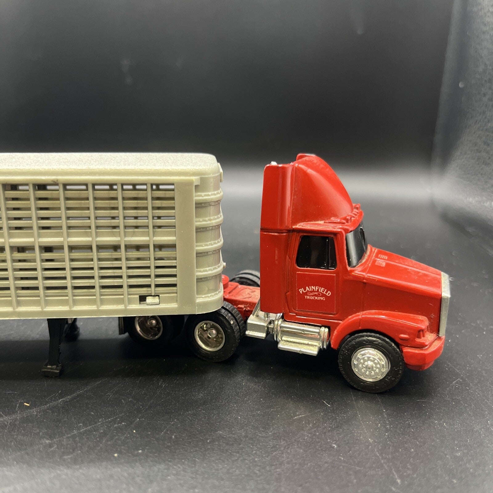 WHITEGMC Tractor and semi-trailer for livestock transport early 1990's