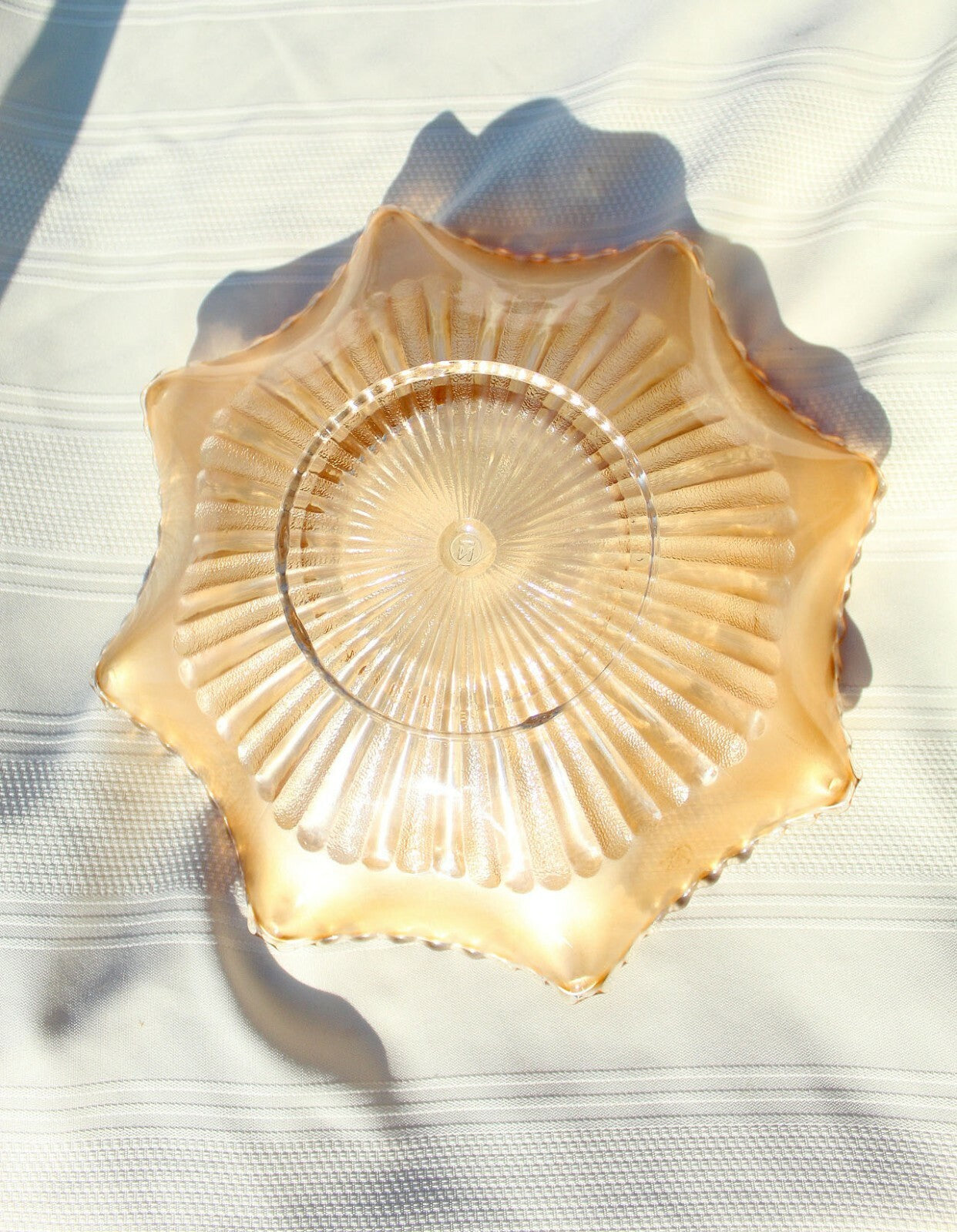 10" Antique Fenton Smooth Rays Light Marigold Carnival Glass Ruffled Bowl
