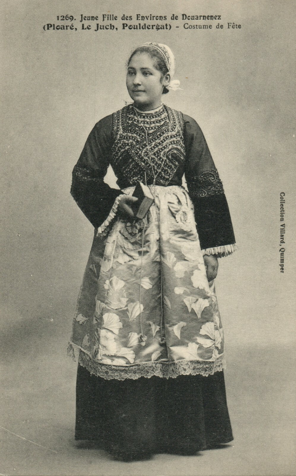 1269 Jenne Fille des Envirens Costume French France Folklore Fashion Postcard