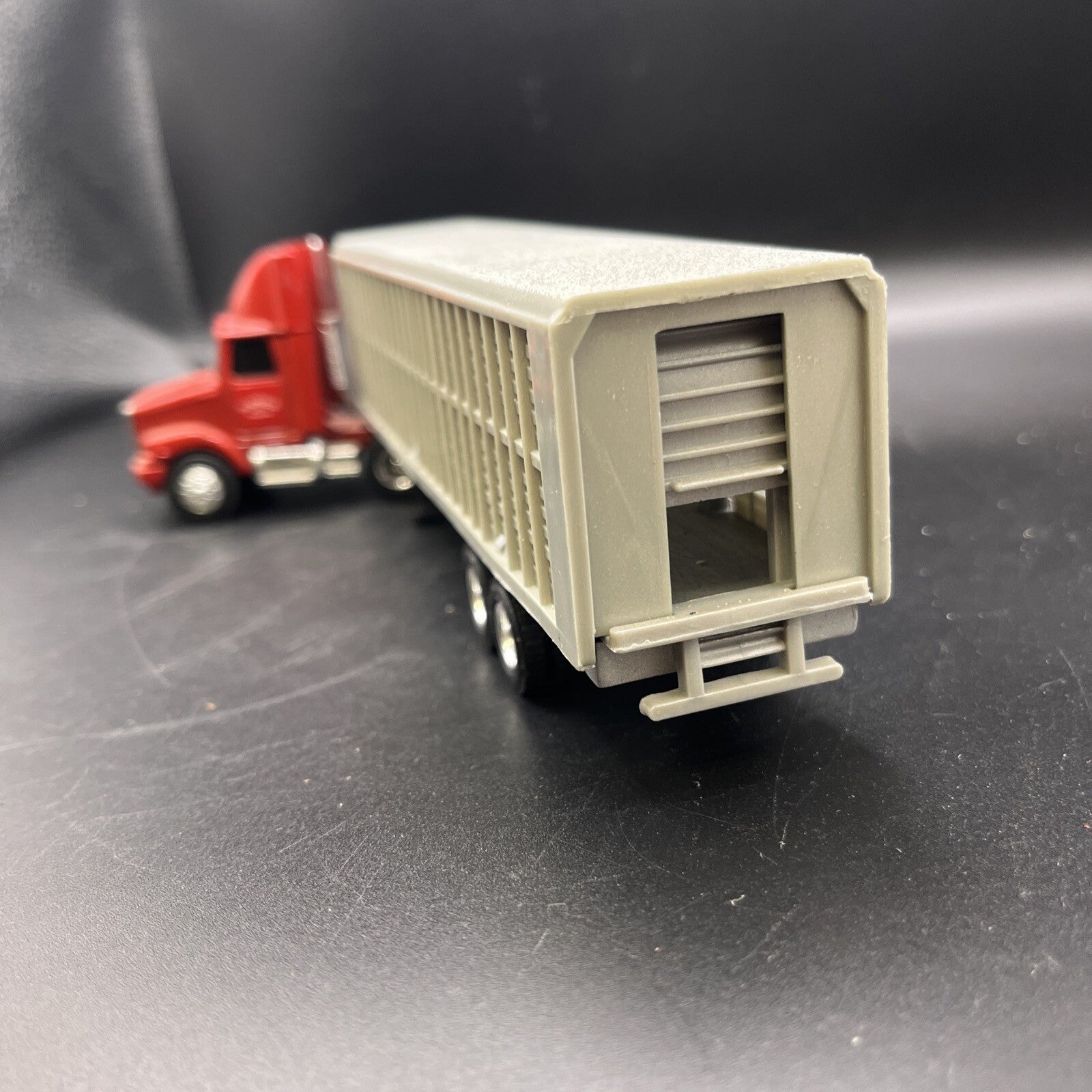 WHITEGMC Tractor and semi-trailer for livestock transport early 1990's