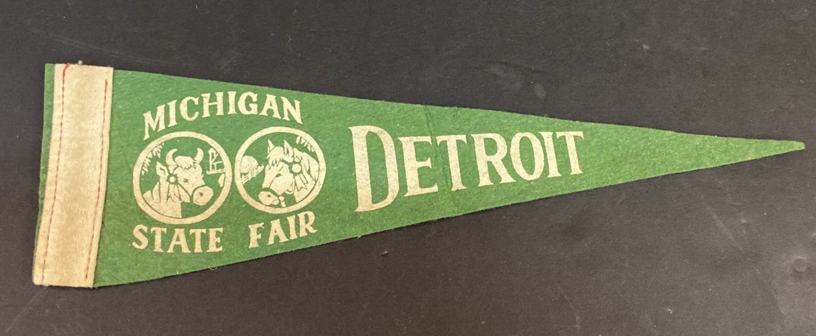 RARE 1940's Michigan State Fair Detroit  Small Flag Pennant 12" x 3.5" FELT
