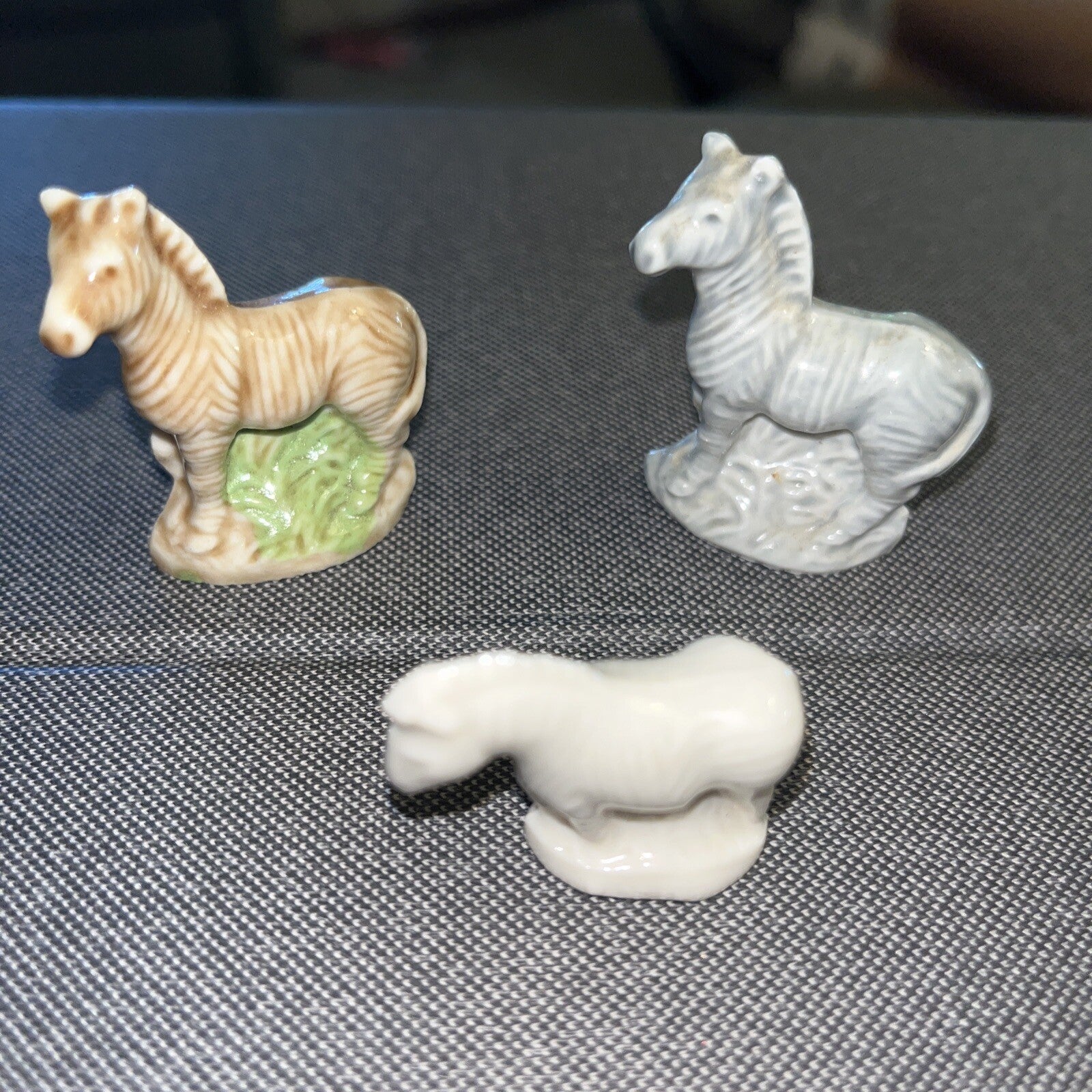 Wade England Zebra Red Rose Tea Figurine Gray Ceramic Figure 3