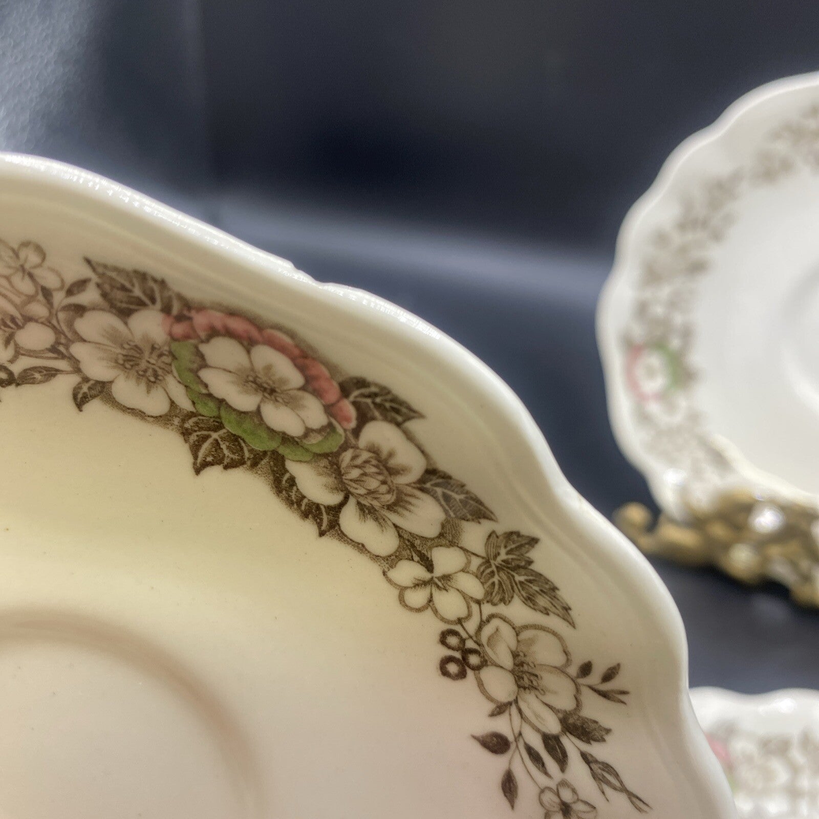 8 Saucers  English Staffordshire J & G Meakin Stratford-On-Avon 5.25"