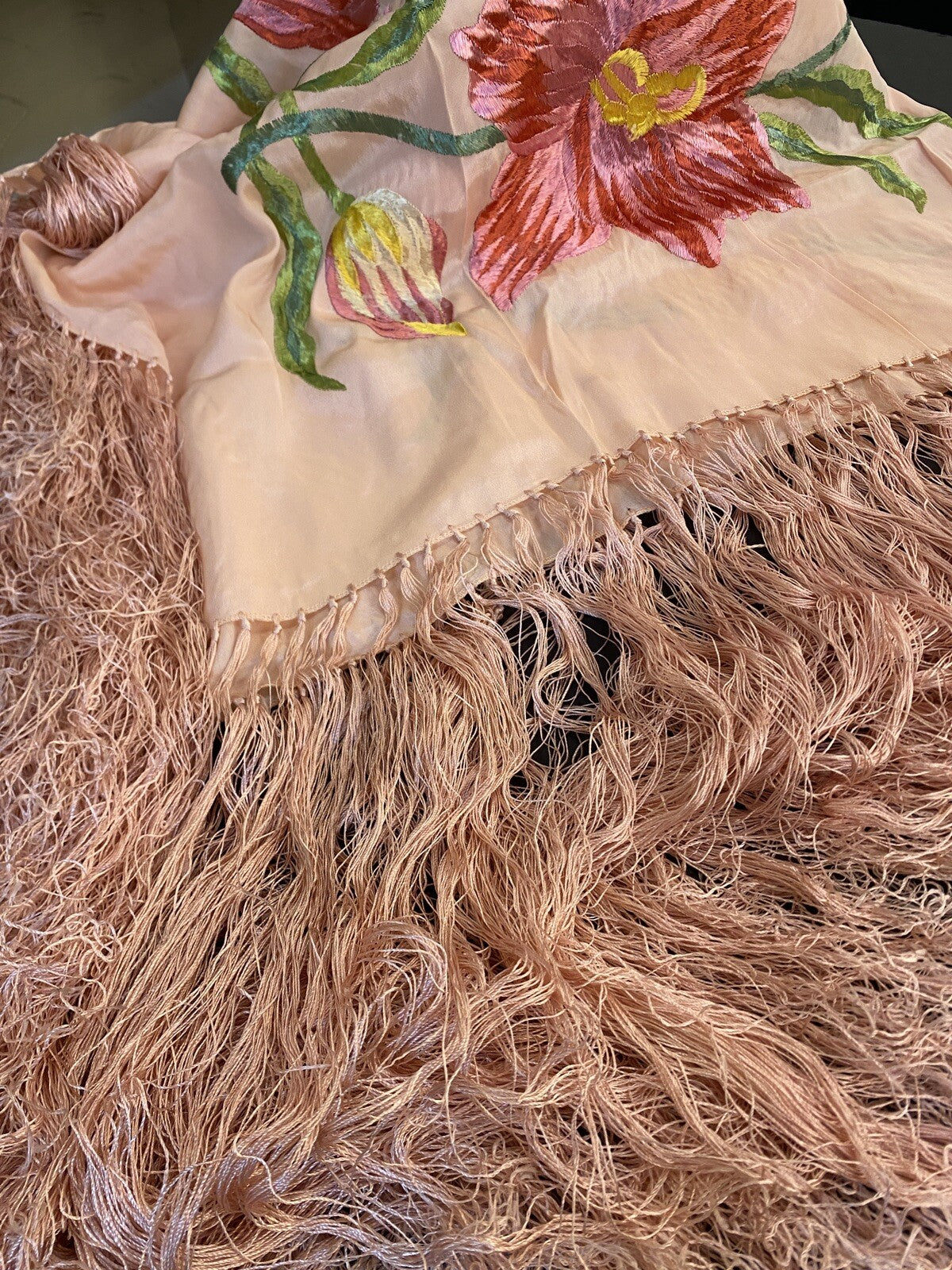 Antique 1920s Pink Silk Embroidered Floral Piano Shawl