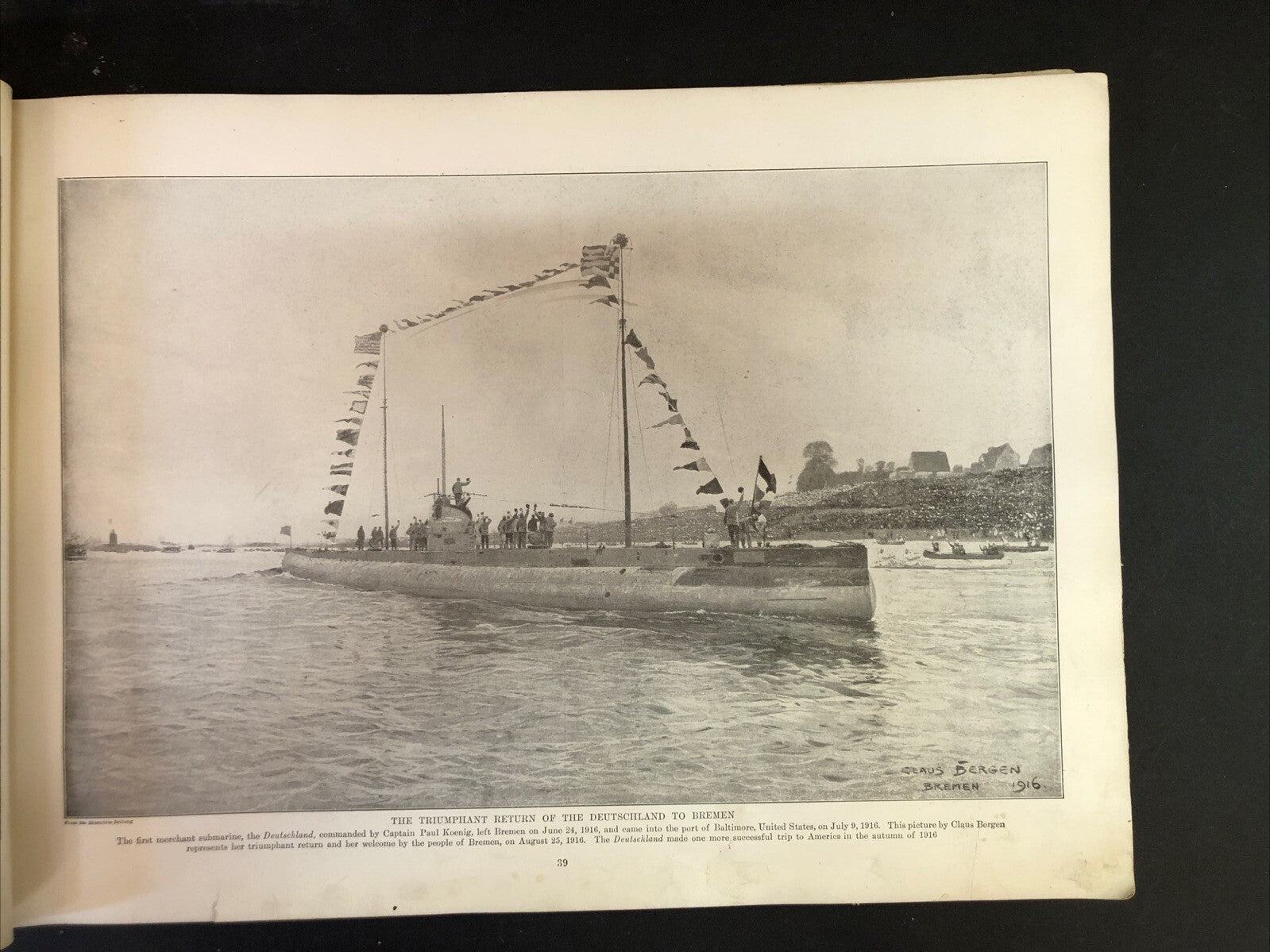 World War I Pictorial Book Oversized - Missing covers and pages 1-4