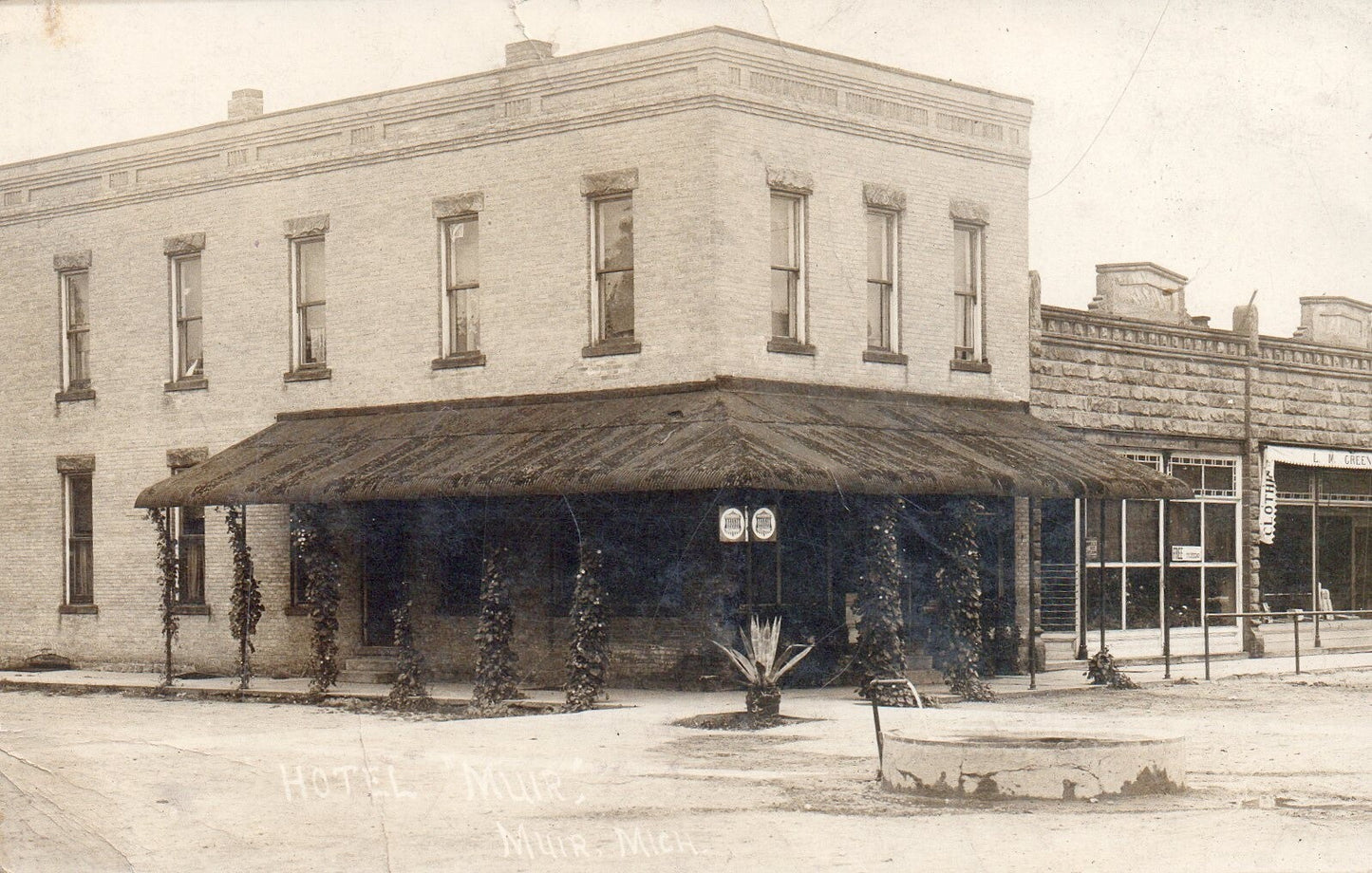 Hotel "Muir" in Muir MI Mich Michigan Postcard Real Photo