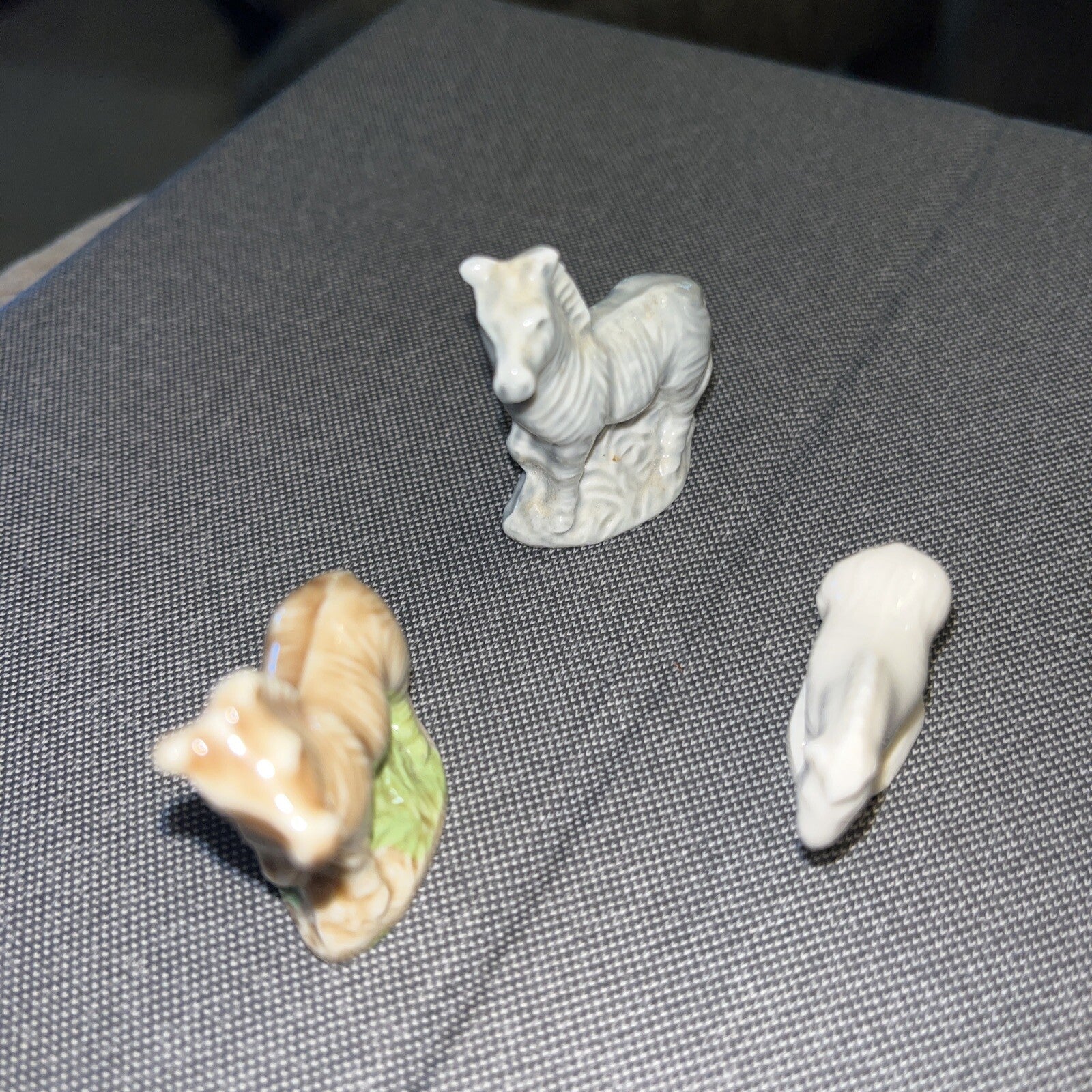 Wade England Zebra Red Rose Tea Figurine Gray Ceramic Figure 3