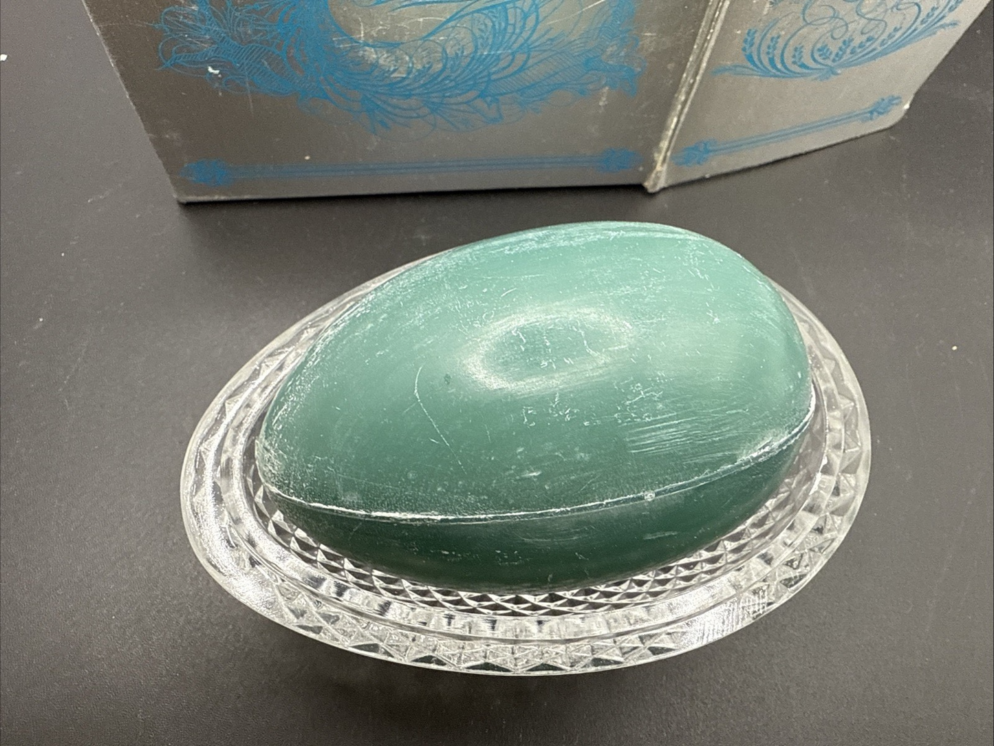 Vintage 1977 Avon Fostoria Crystal Glass Easter Egg Candy Trinket Dish Lid Box
