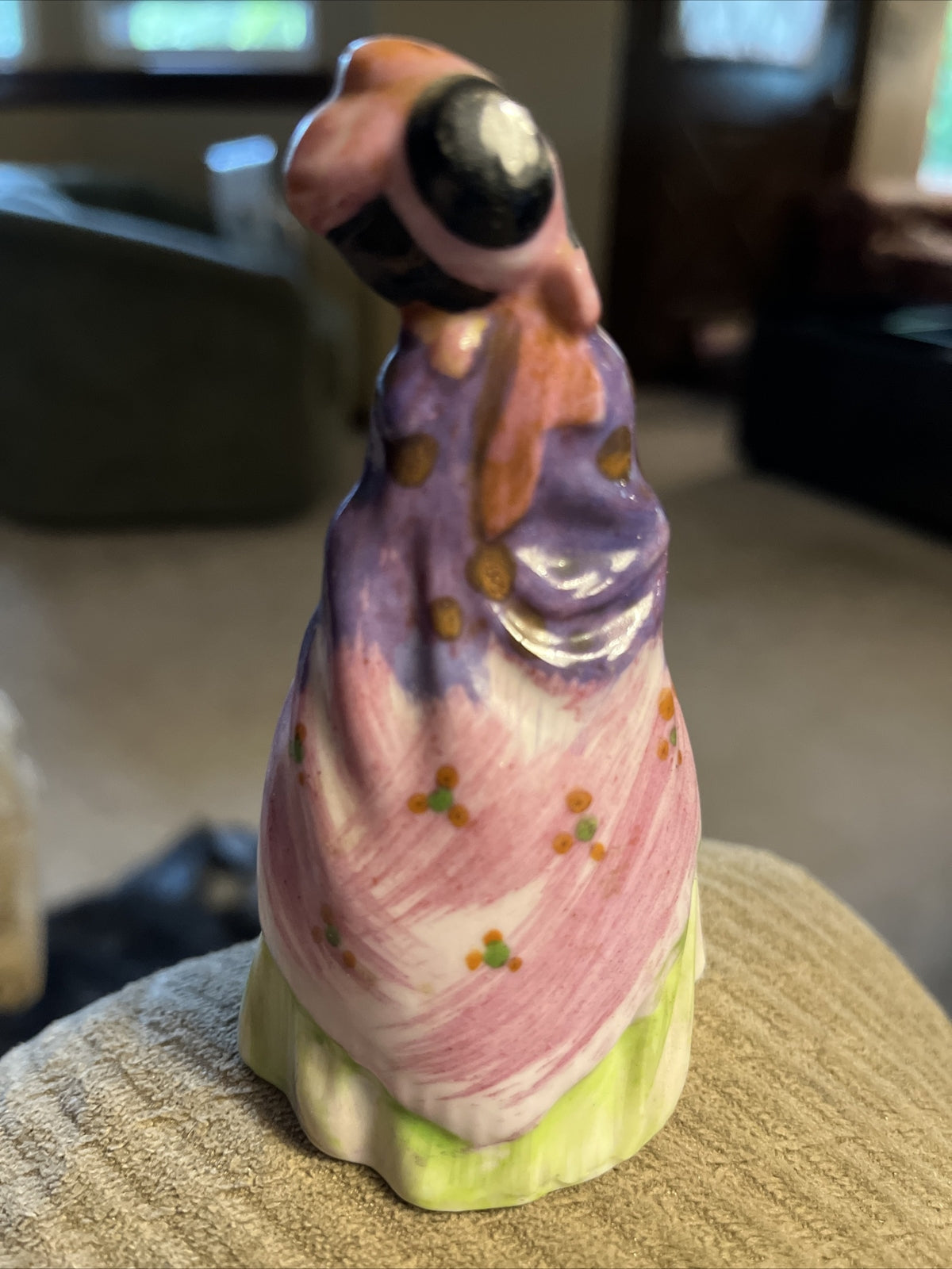 Vintage Occupied Japan Lady With A Purple Shaw Figurine - Japan