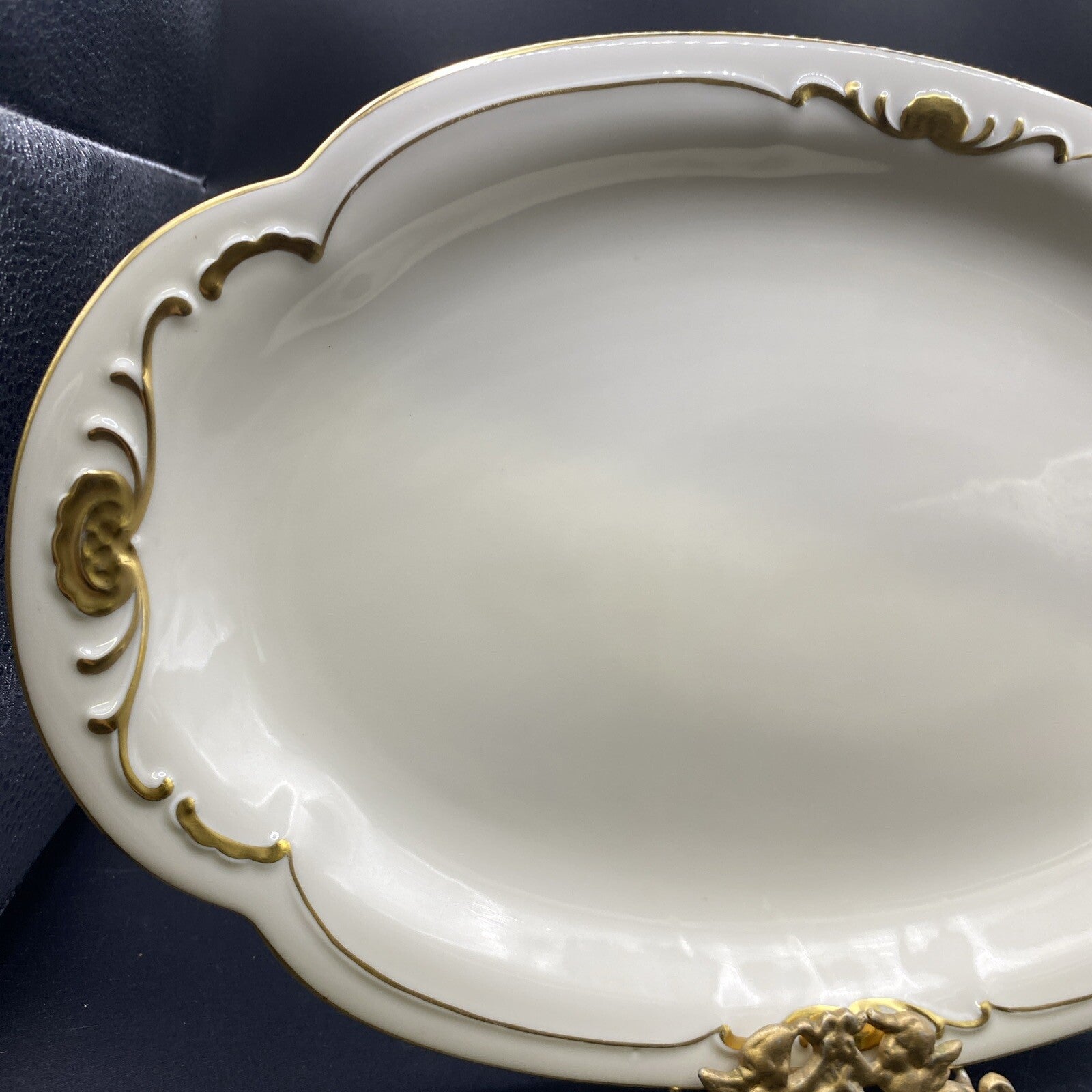 RARE Medium 14" x 8 3/4" Waldershof Bavaria SERVING Platter Cream with Gold Rim