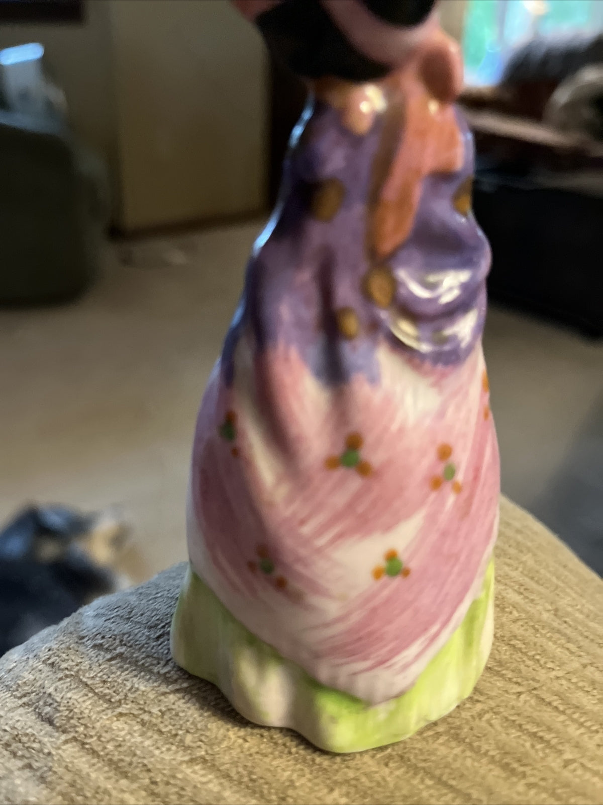 Vintage Occupied Japan Lady With A Purple Shaw Figurine - Japan