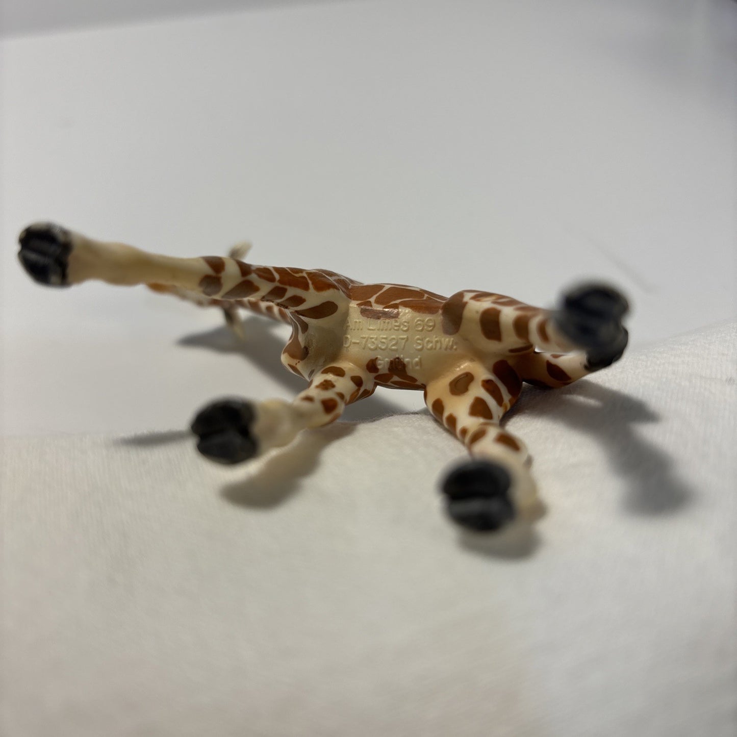 2003 Schleich Giraffe Calf Wild Life Animal Toy Retired