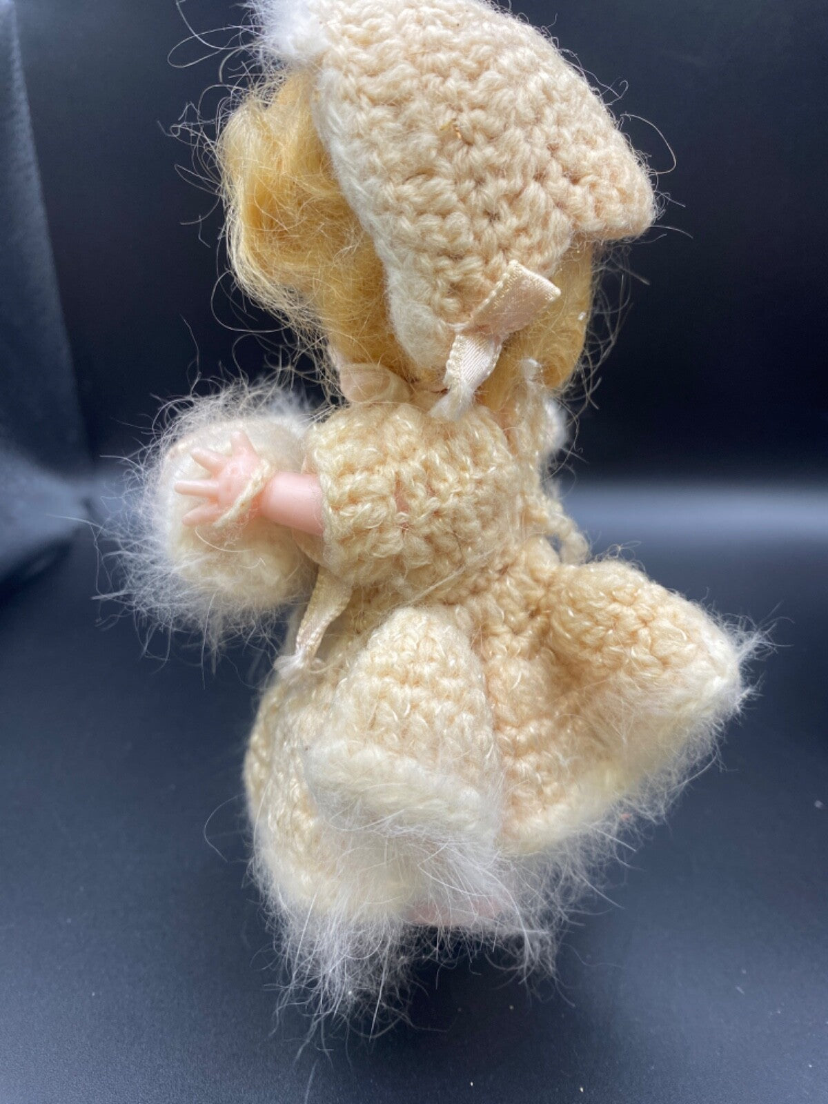 6" Vintage Knickerbocher plastic DOLL Blonde with knitted outfit Glendale CA