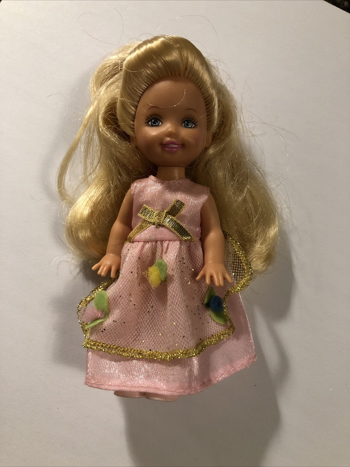 Vintage Lot of Barbie Little Sister Kelly Doll and clothing