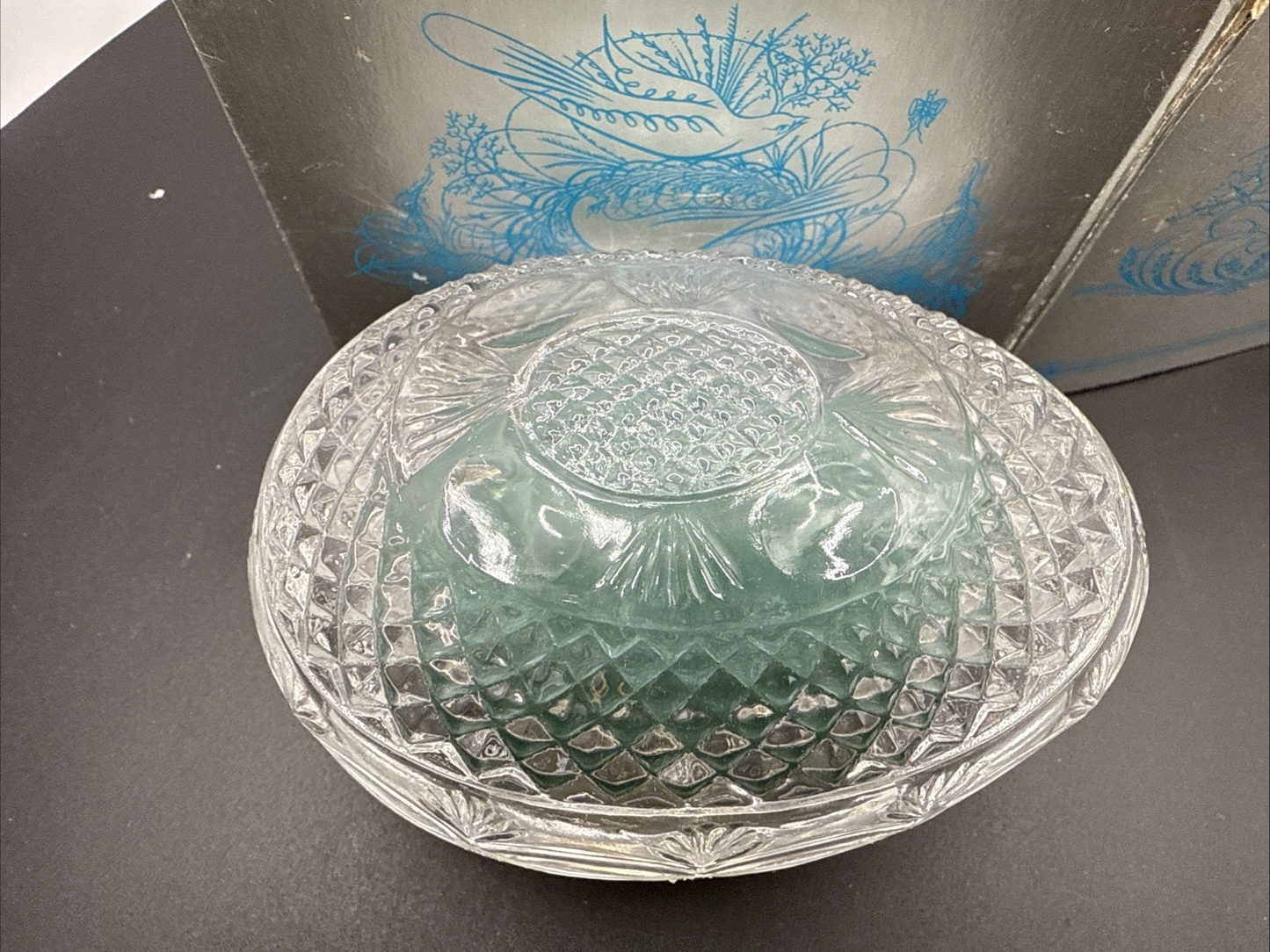 Vintage 1977 Avon Fostoria Crystal Glass Easter Egg Candy Trinket Dish Lid Box