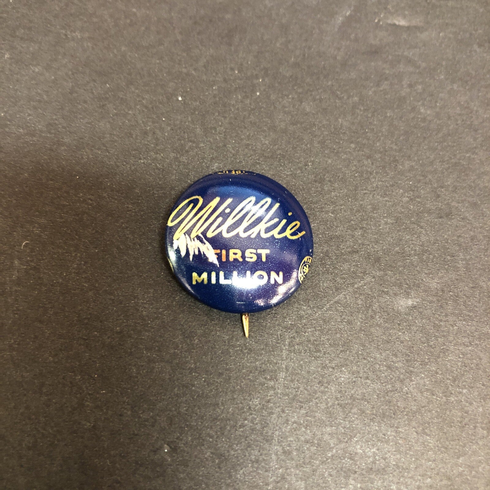 Willkie First Million Litho 7/8" Political Pin