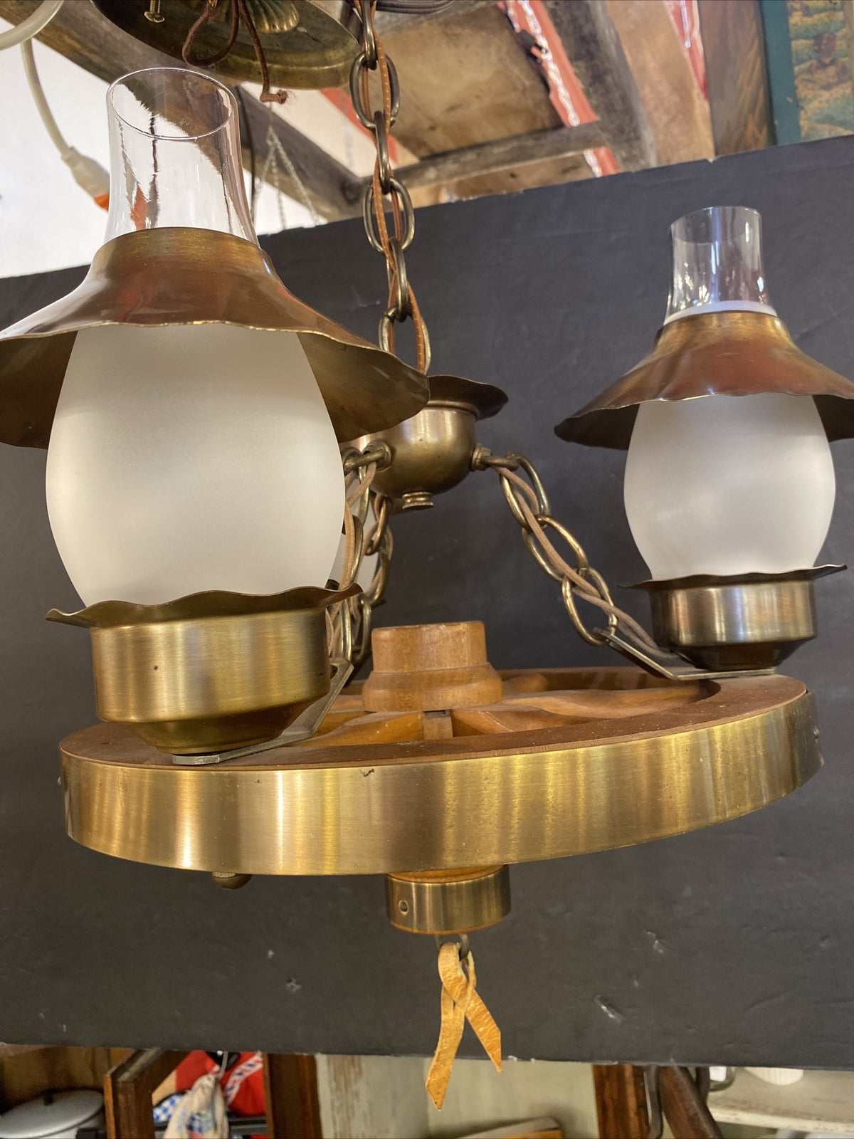 Antique 3 Light Wagon Wheel Hanging Chandelier Lamp Light Fixture Vintage