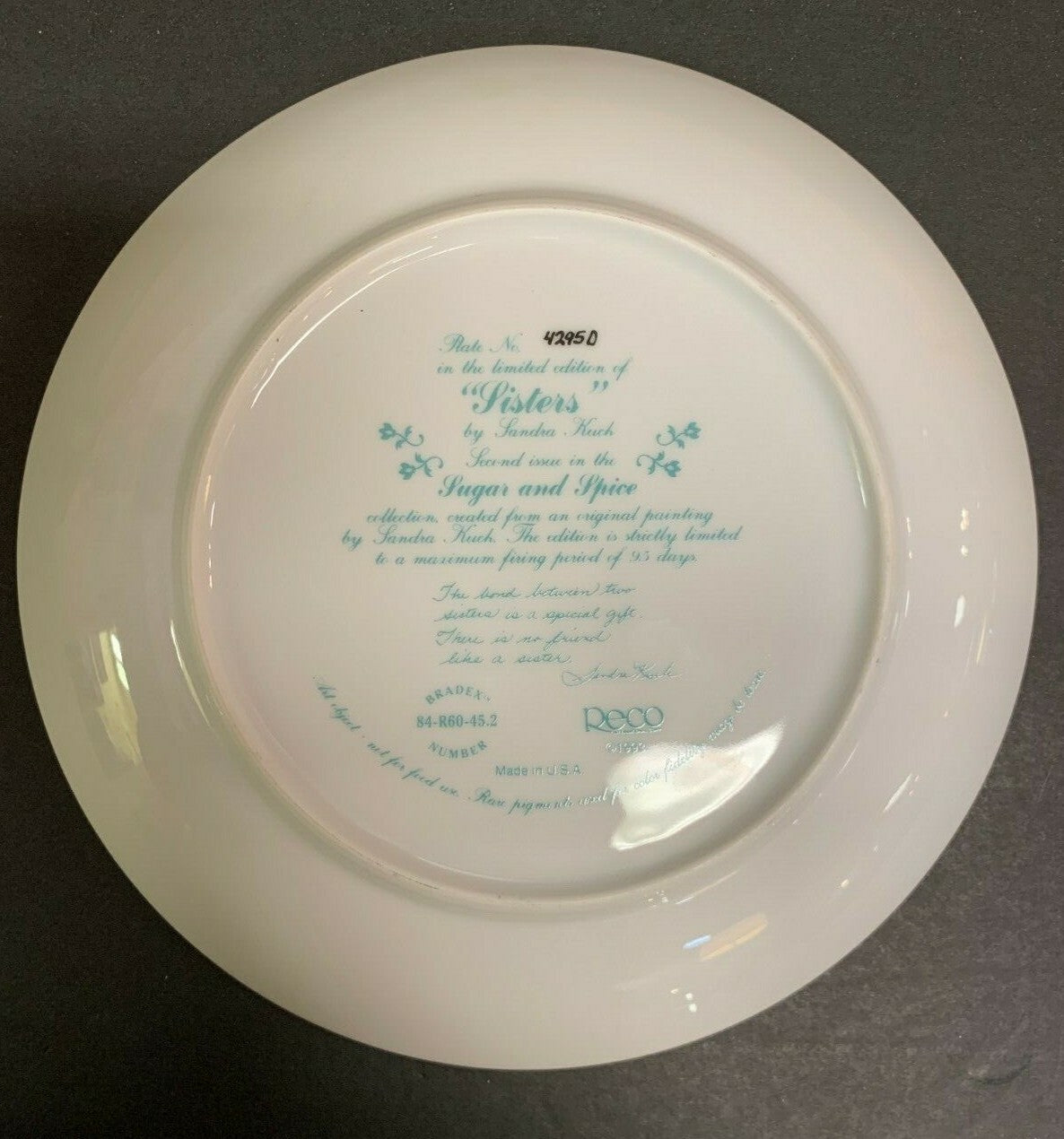 8" Beautiful Little Girls Brushing Hair Kitten Sandra Kuck Sisters Plate 4295D