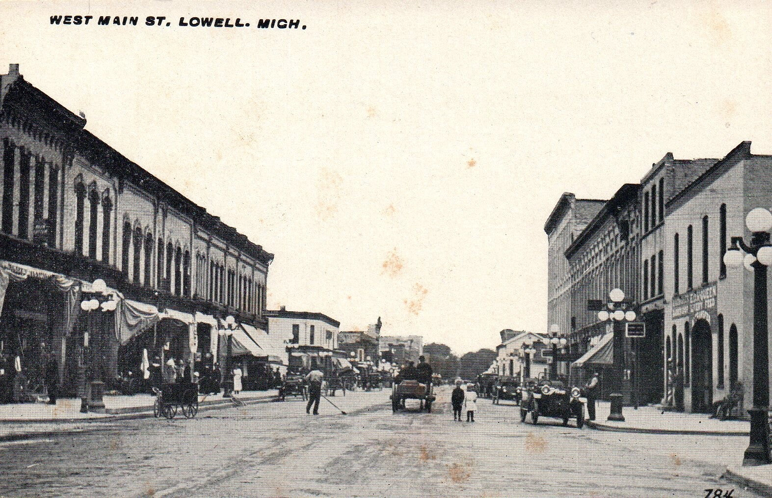 West Main Street in Lowell MI Michigan Mich Postcard