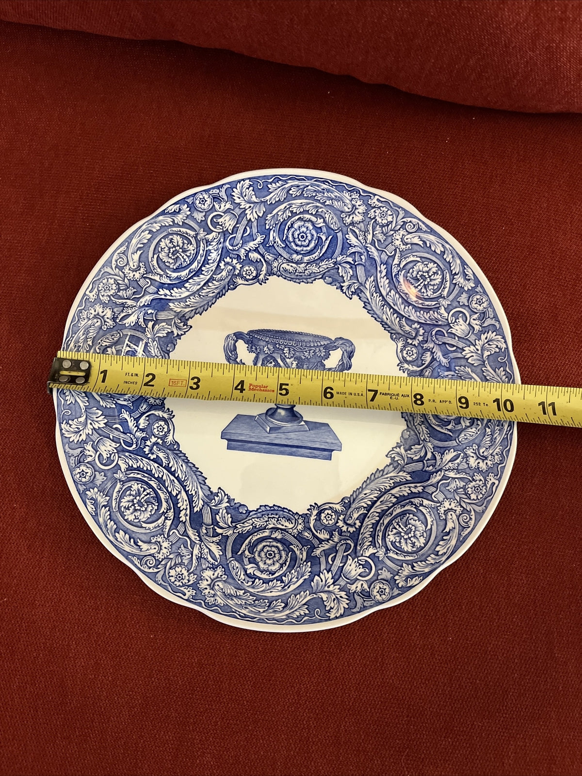 SPODE Blue Room Collection "Warwick Vase” Dinner Plate 10 3/8"