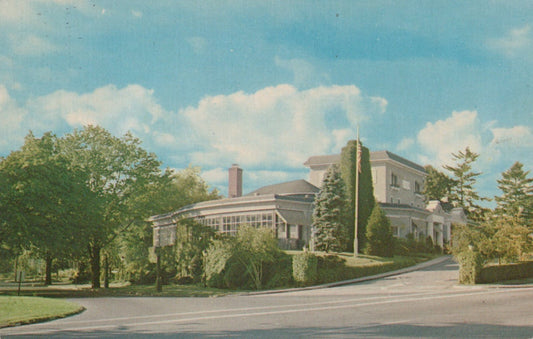 Washington Arms Restaurant Exterior Mamaroneck New York NY Postcard