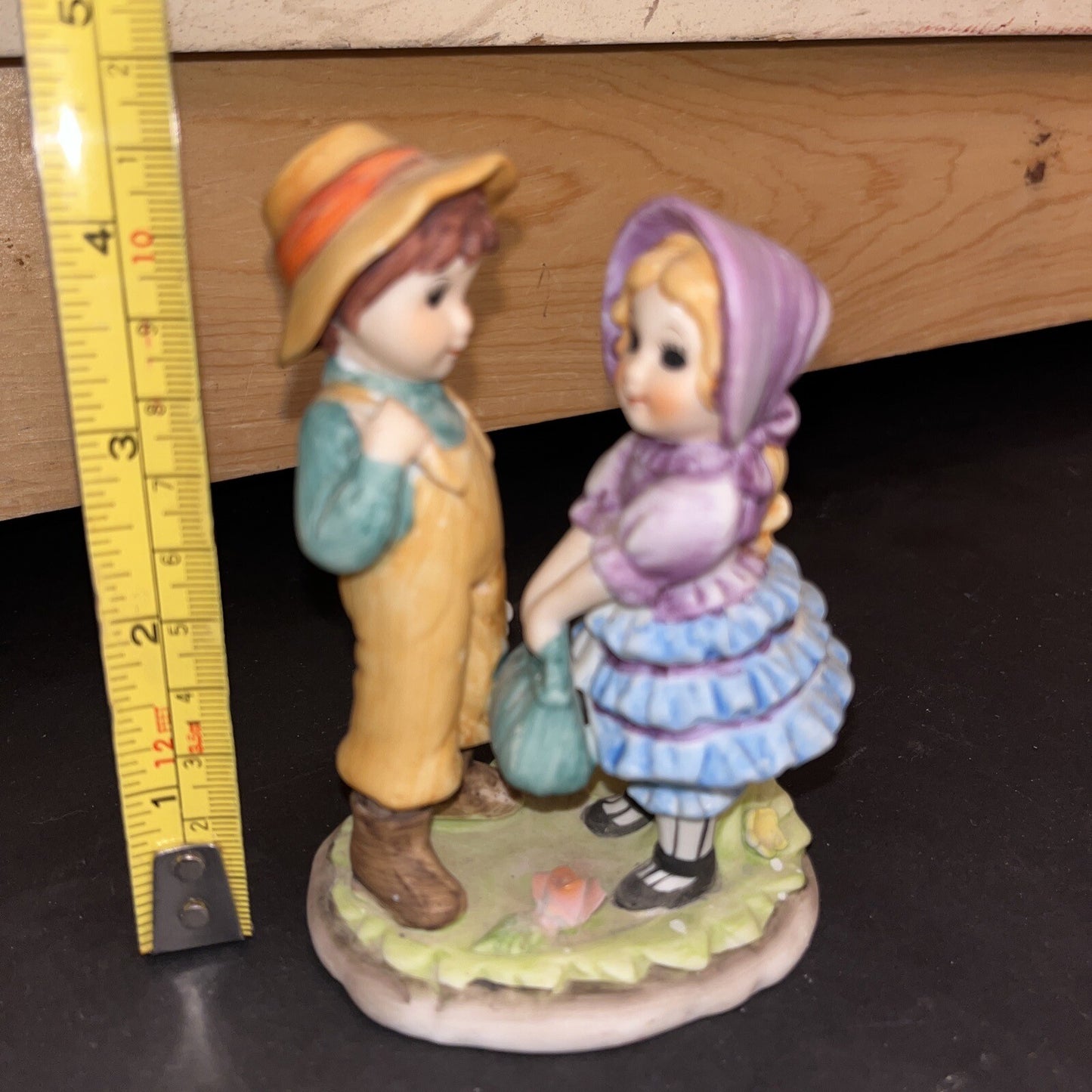 Lefton Boy And Girl Figurine Vintage Great Condition