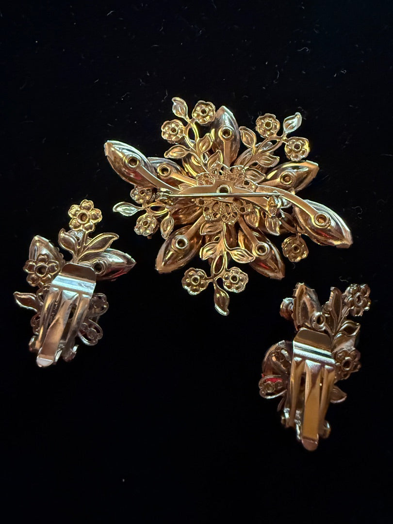 1950's Judy Lee Victorian Brooch Clip Earring Set