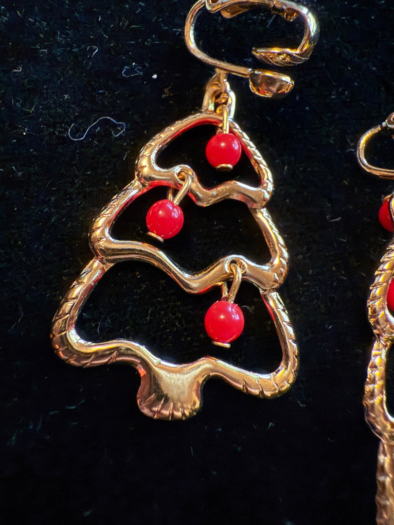 AVON Gold Tone Christmas Tree Clip earrings