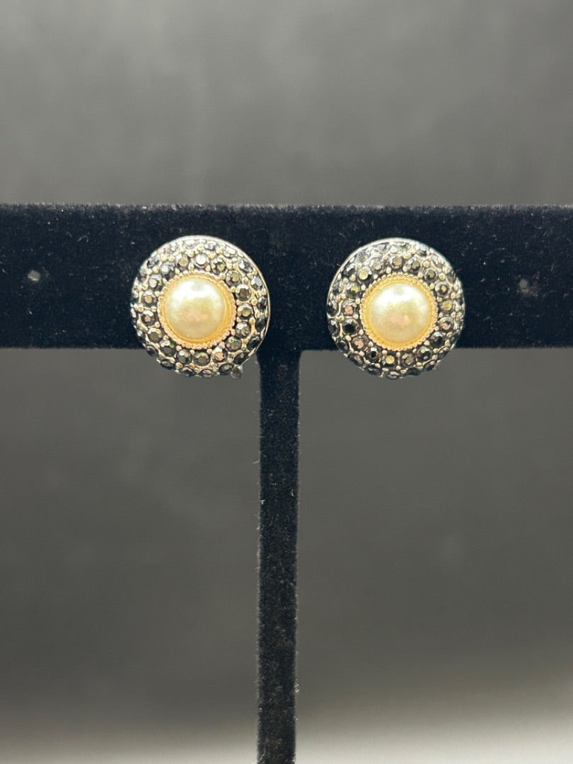 Pearl Clip Earrings