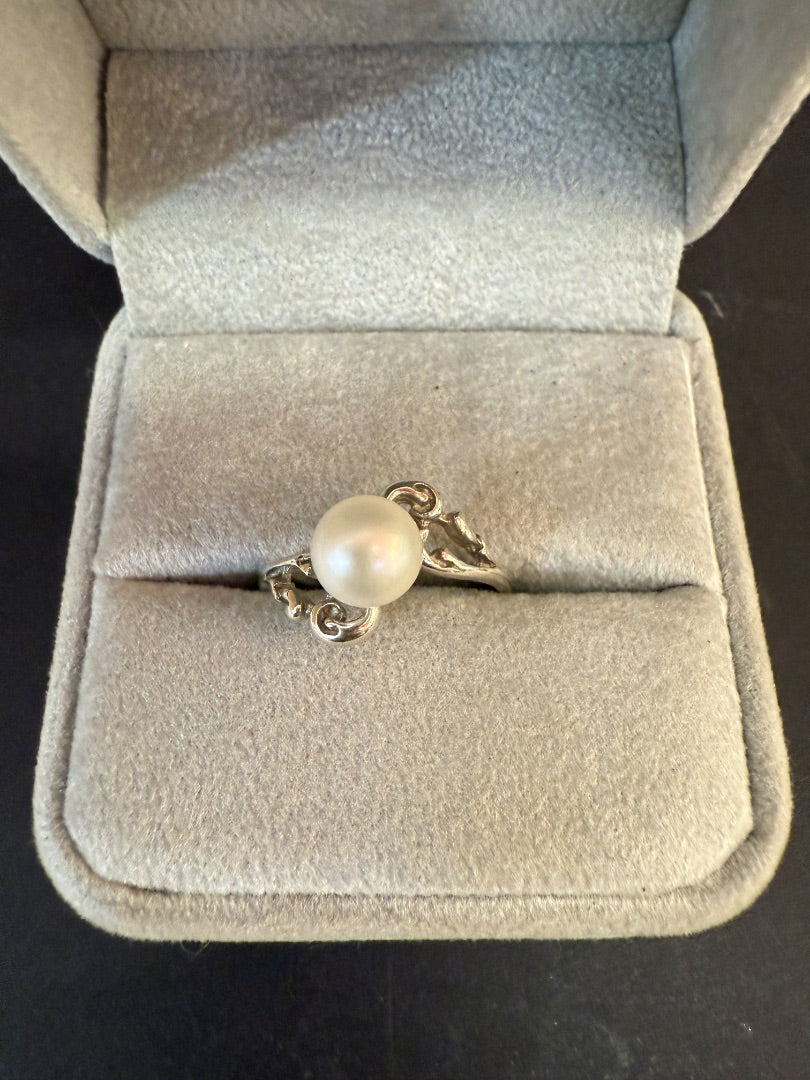 sterling pearl ring