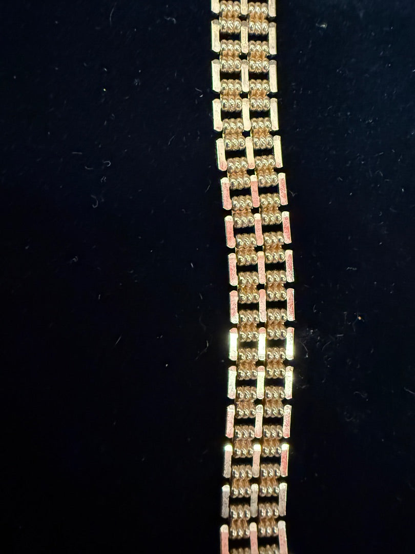 Avon Goldtone Chain Bracelet