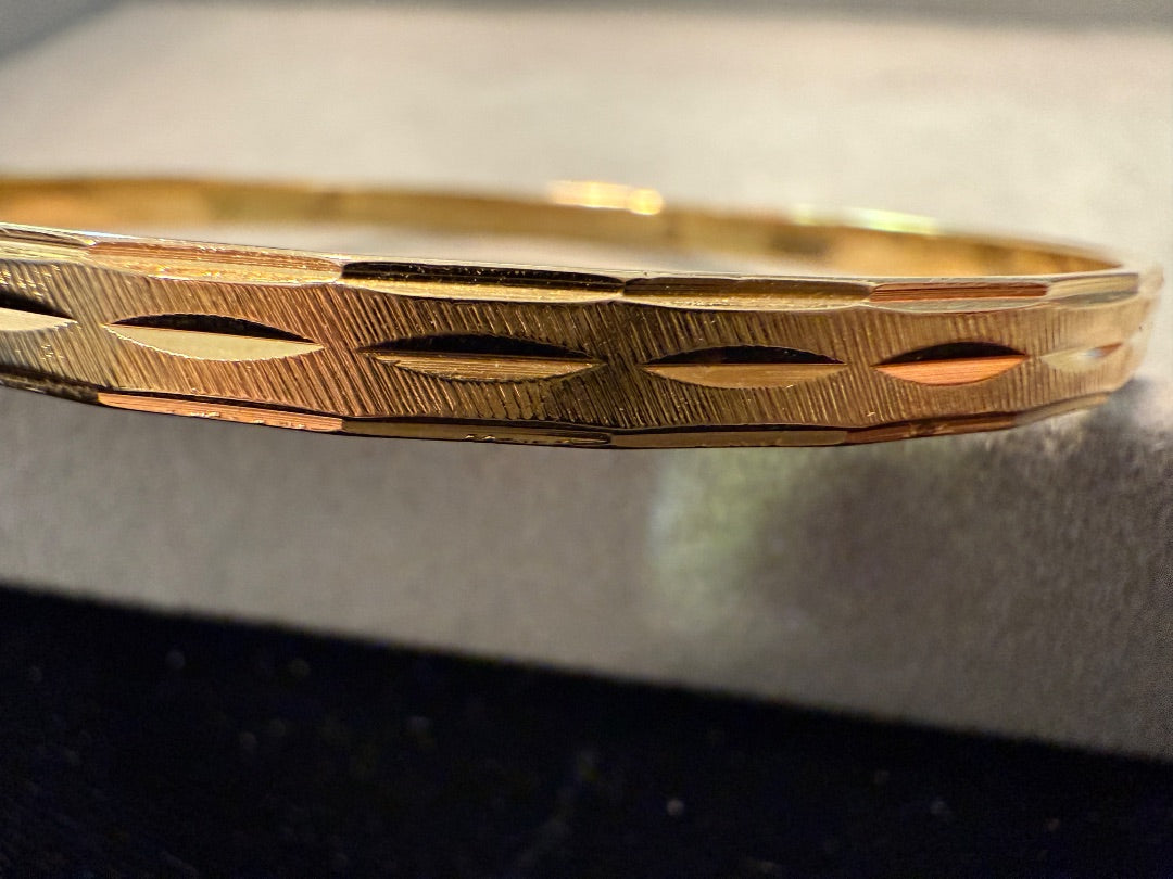 Avon Gold Tone Bangle Bracelet Etched