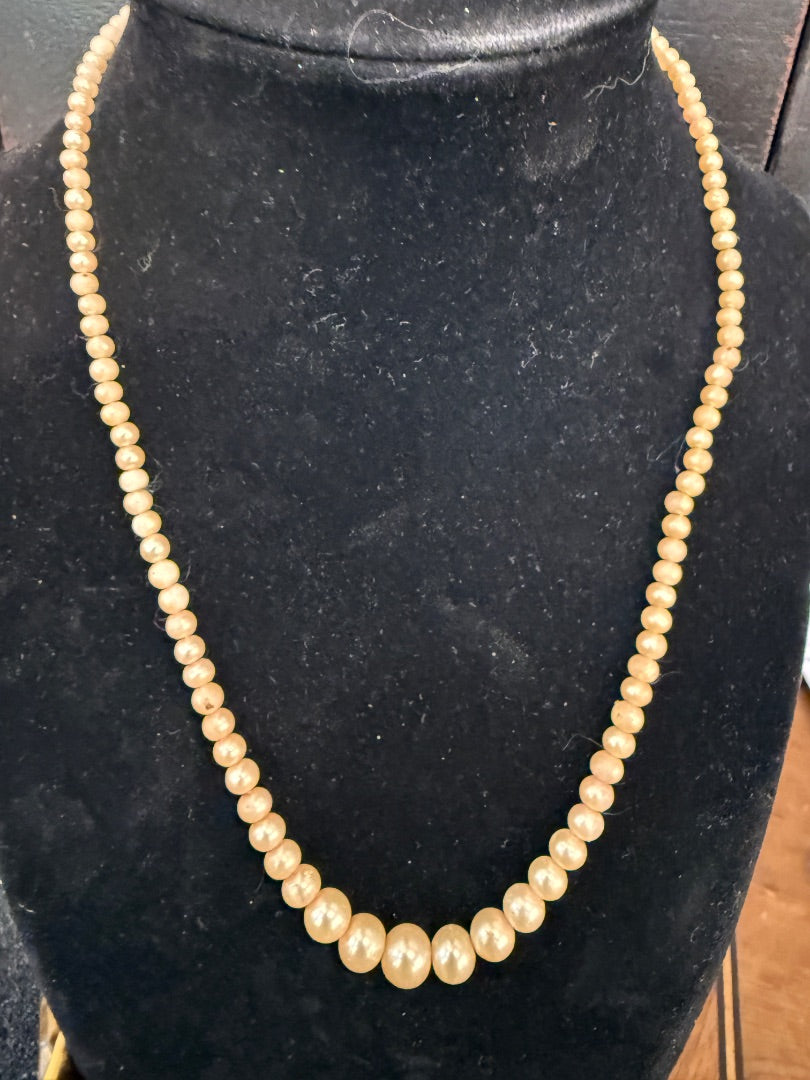 Vintage Pearl Necklace