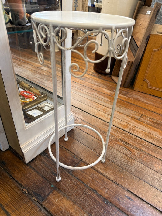 White  Plant stand