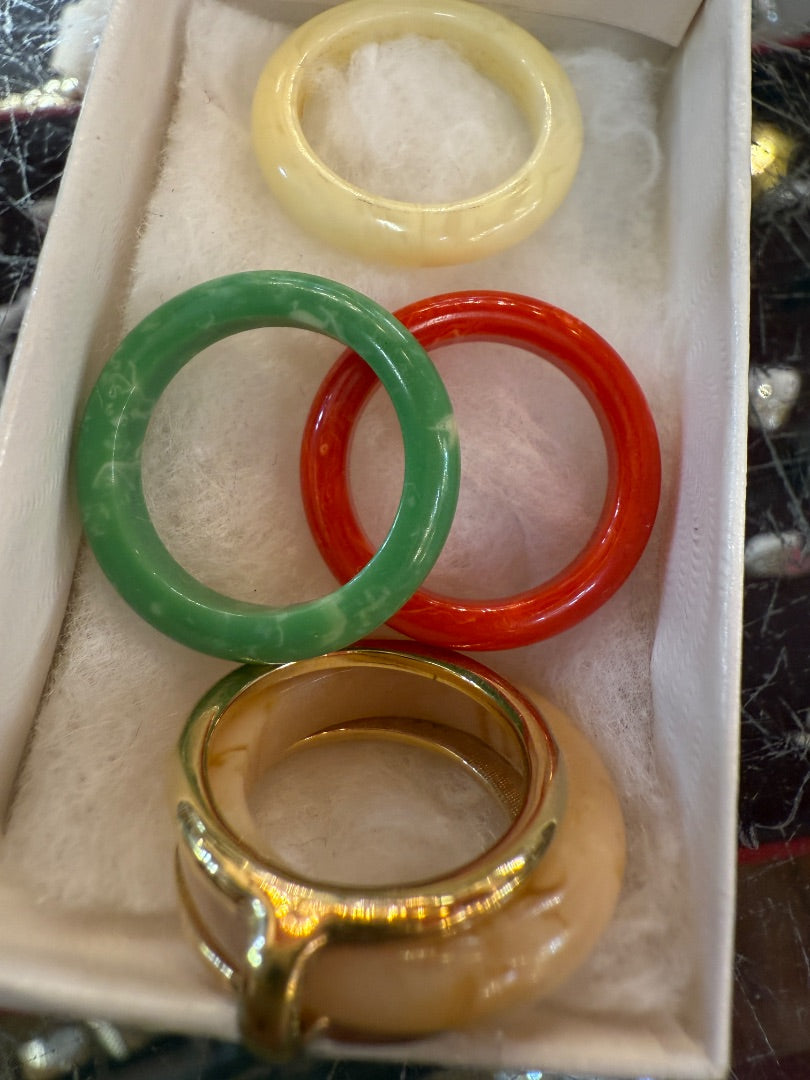 Avon Color Go Round RING Set