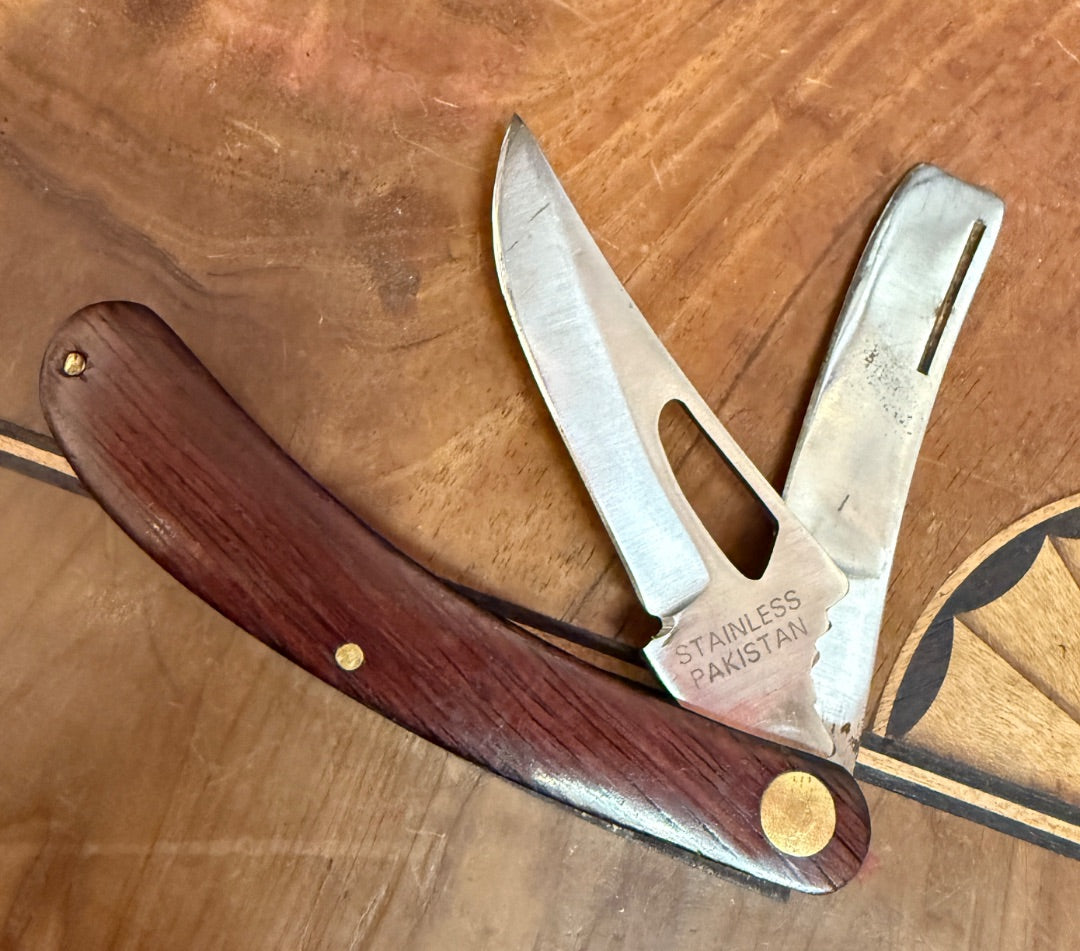 Pakistan Pocket Knife